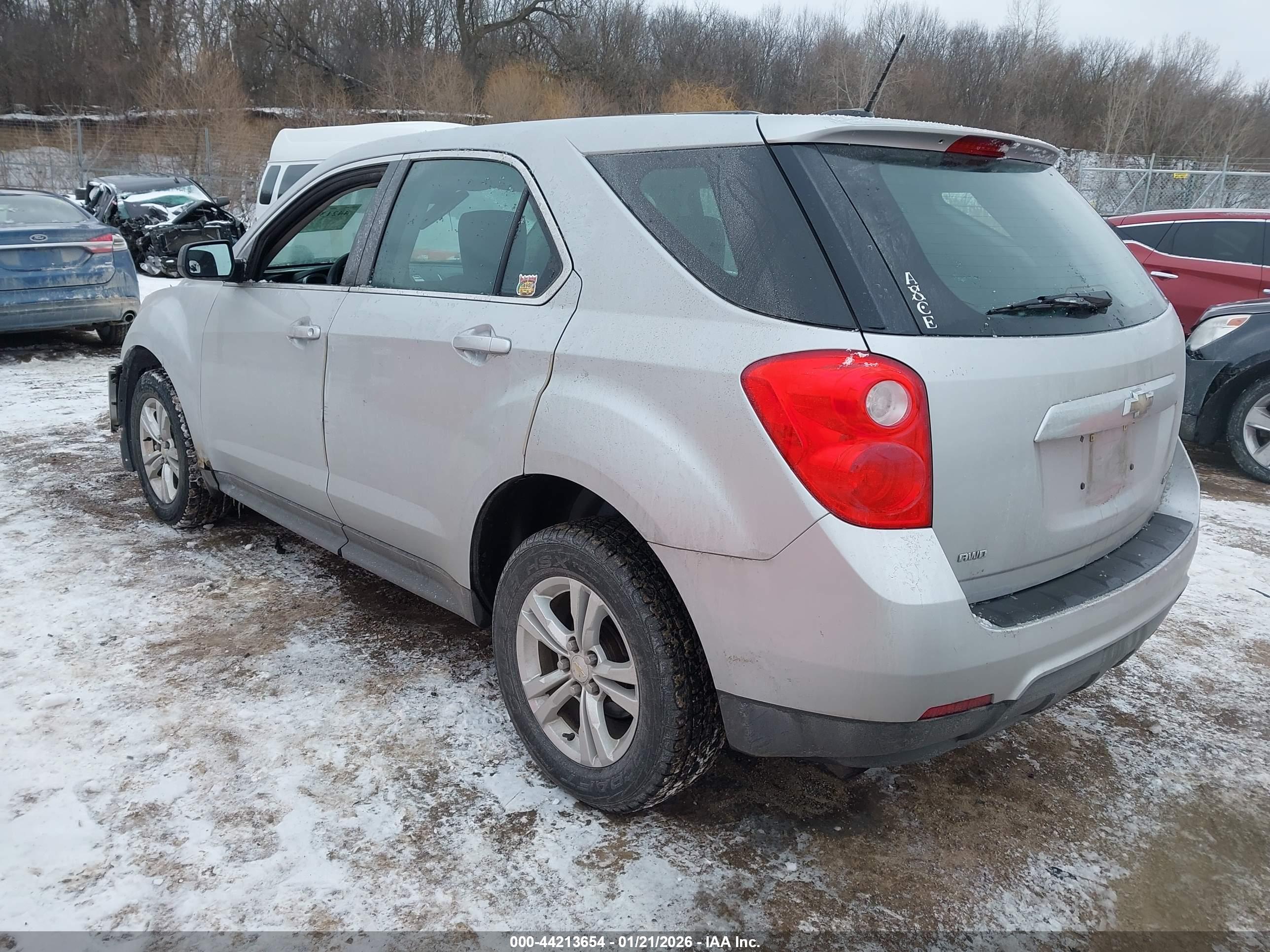 CHEVROLET EQUINOX image 3