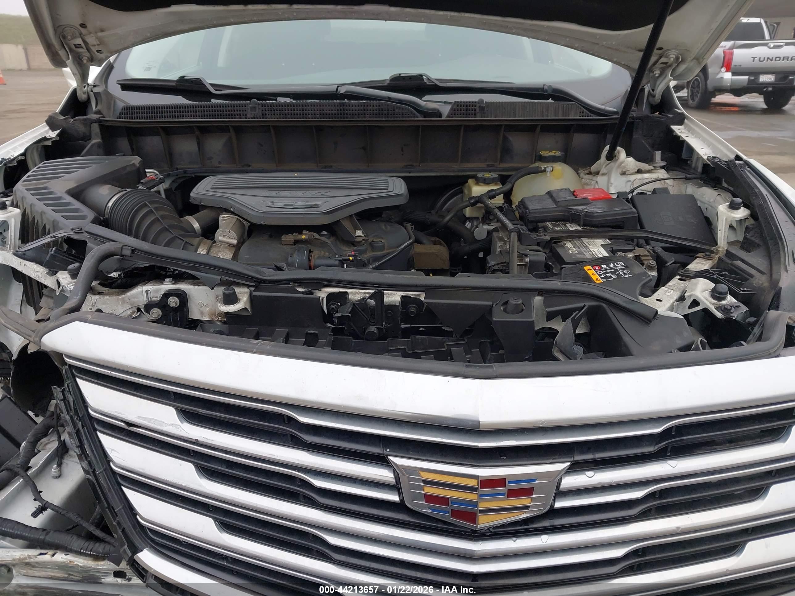 CADILLAC XT5 image 10