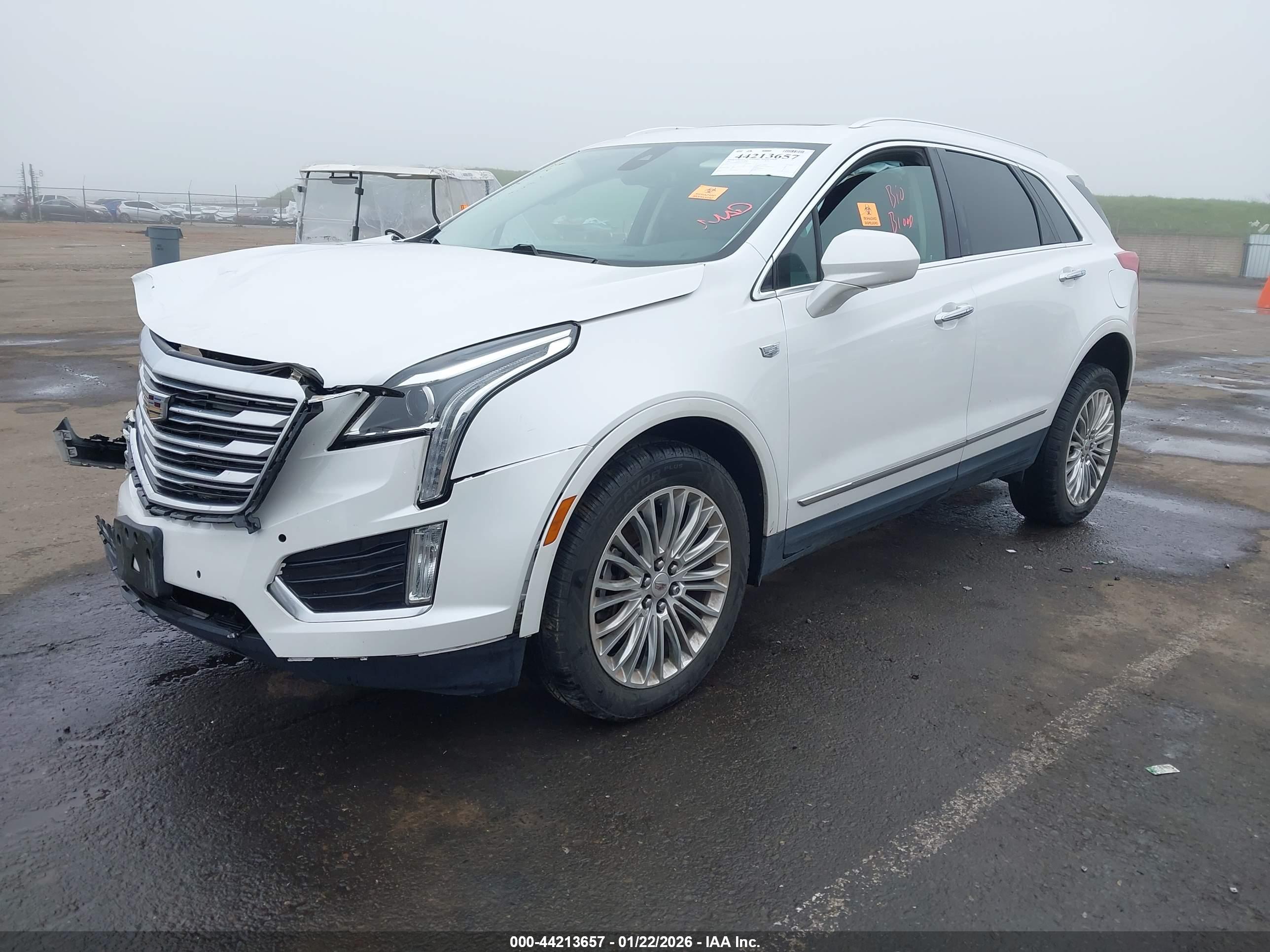 CADILLAC XT5 image 2