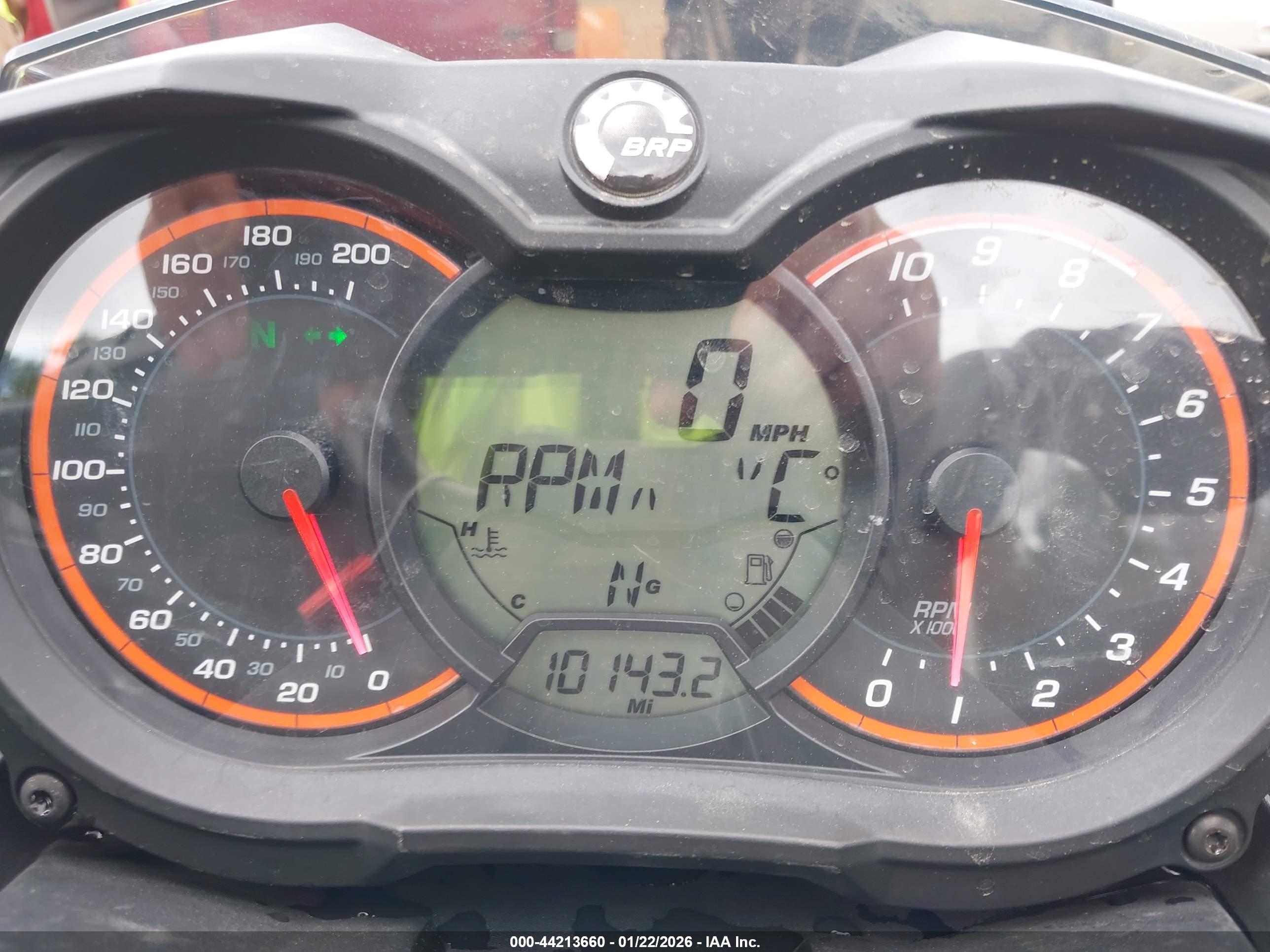 CAN-AM SPYDER image 7
