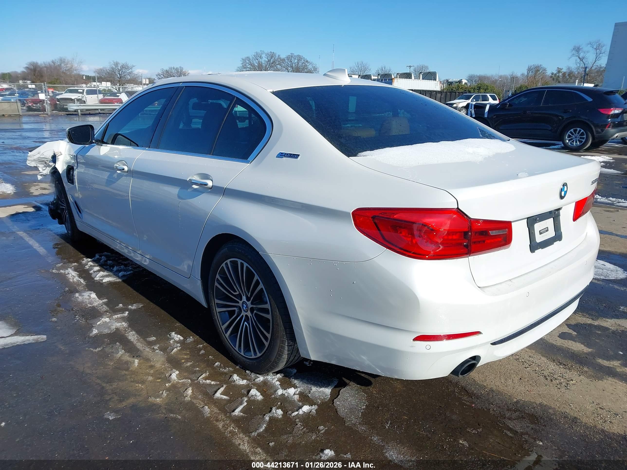 BMW 530E image 3