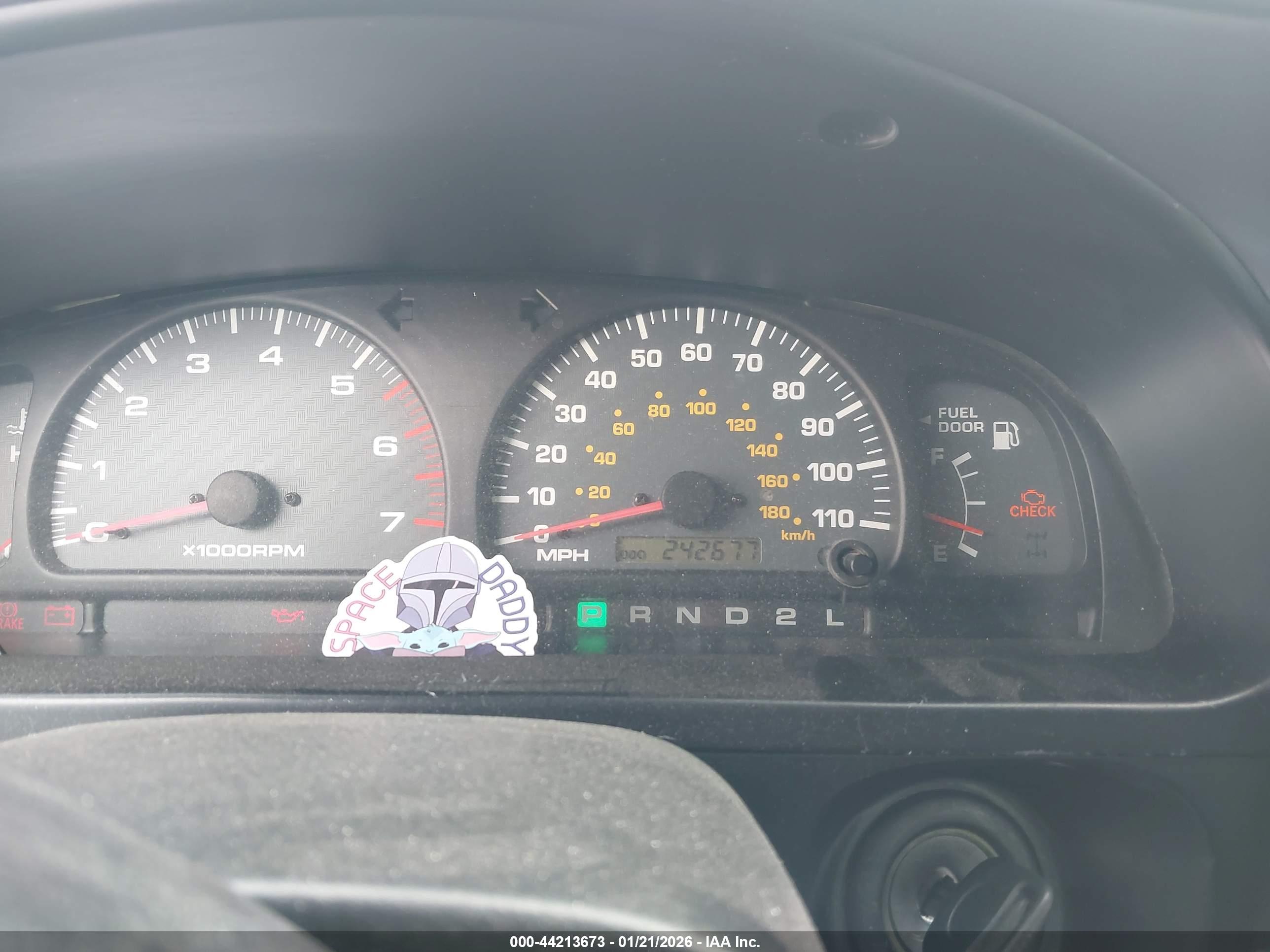 TOYOTA 4RUNNER image 7