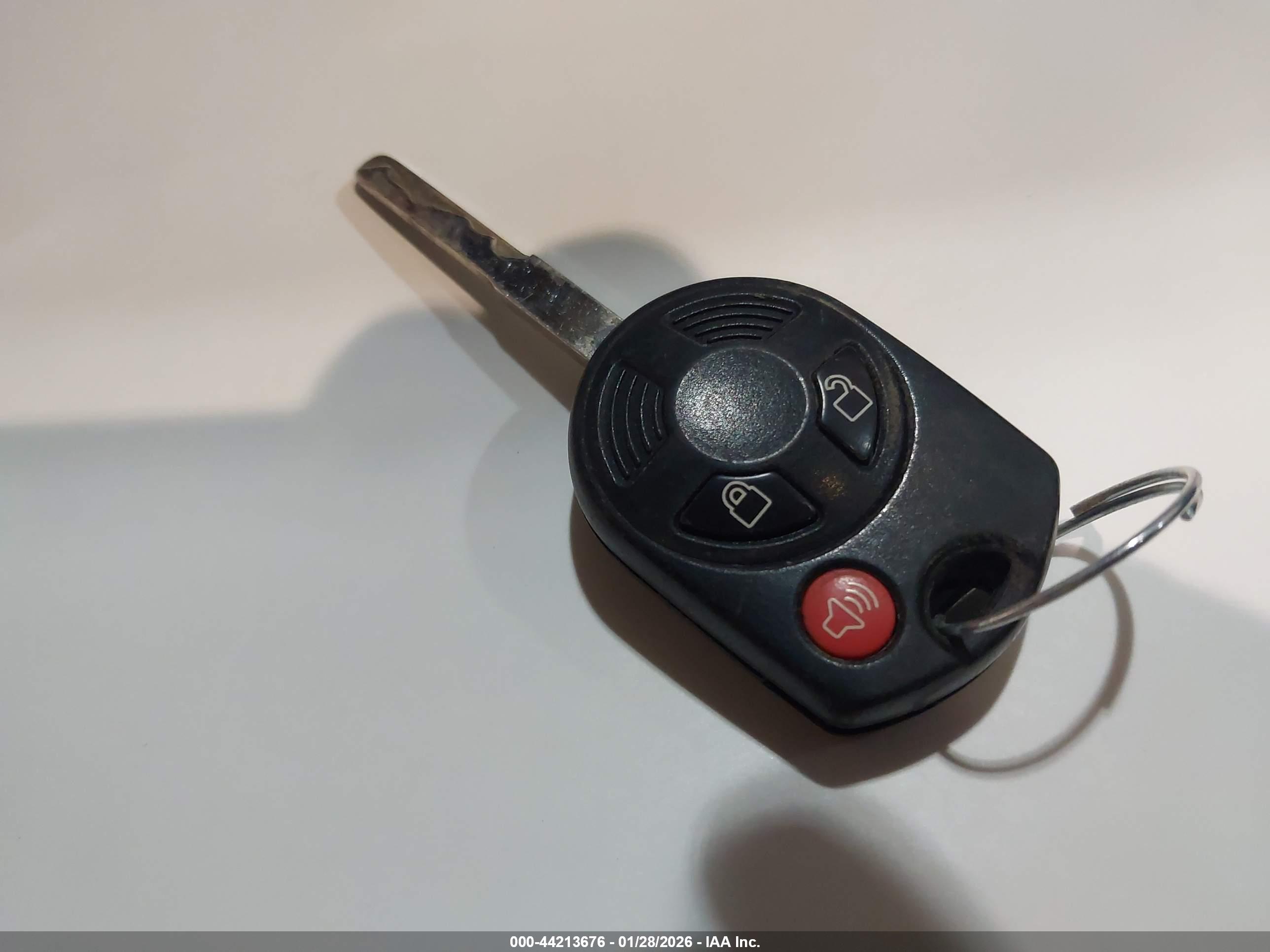 FORD ESCAPE image 11