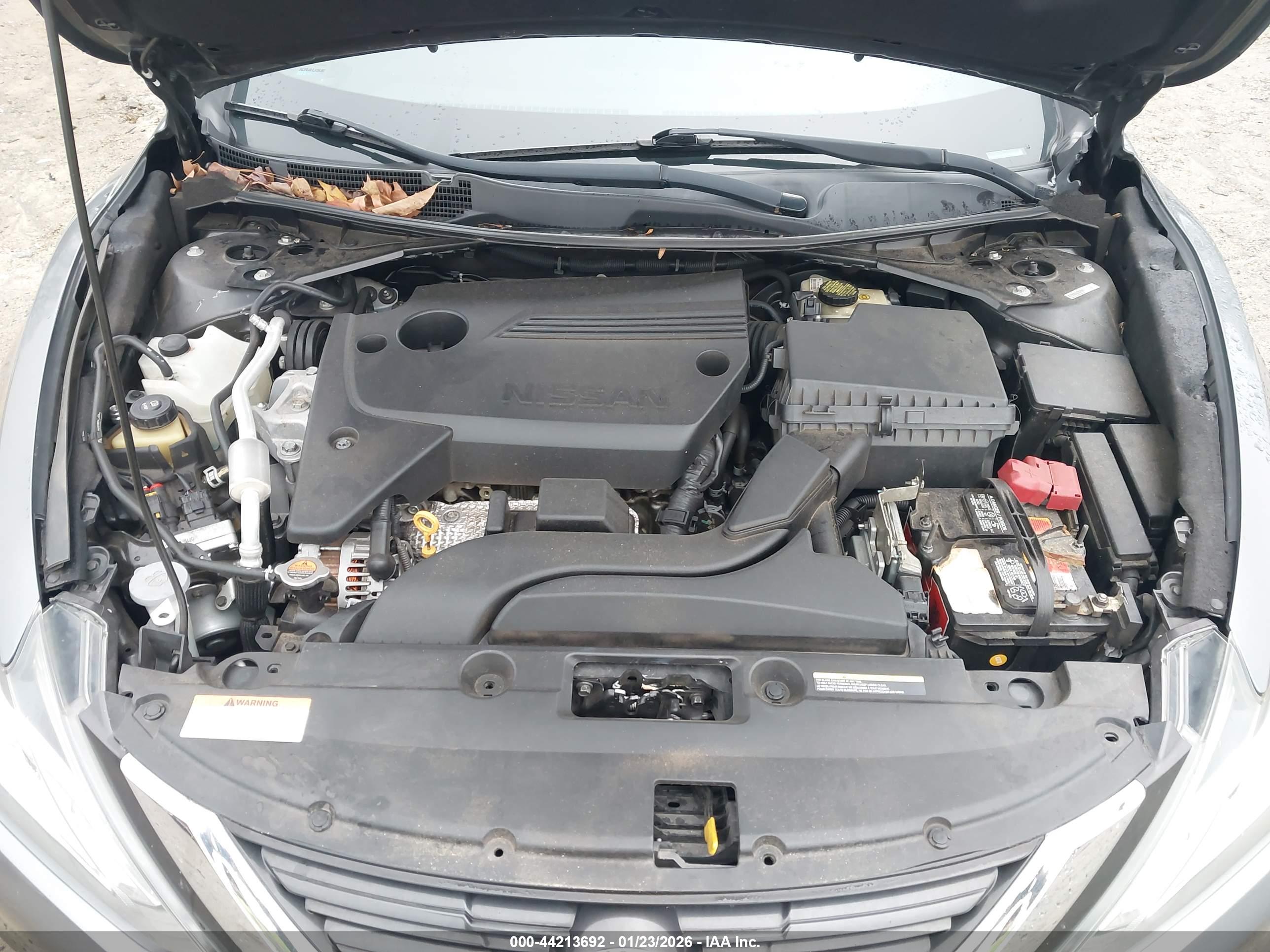 NISSAN ALTIMA image 10