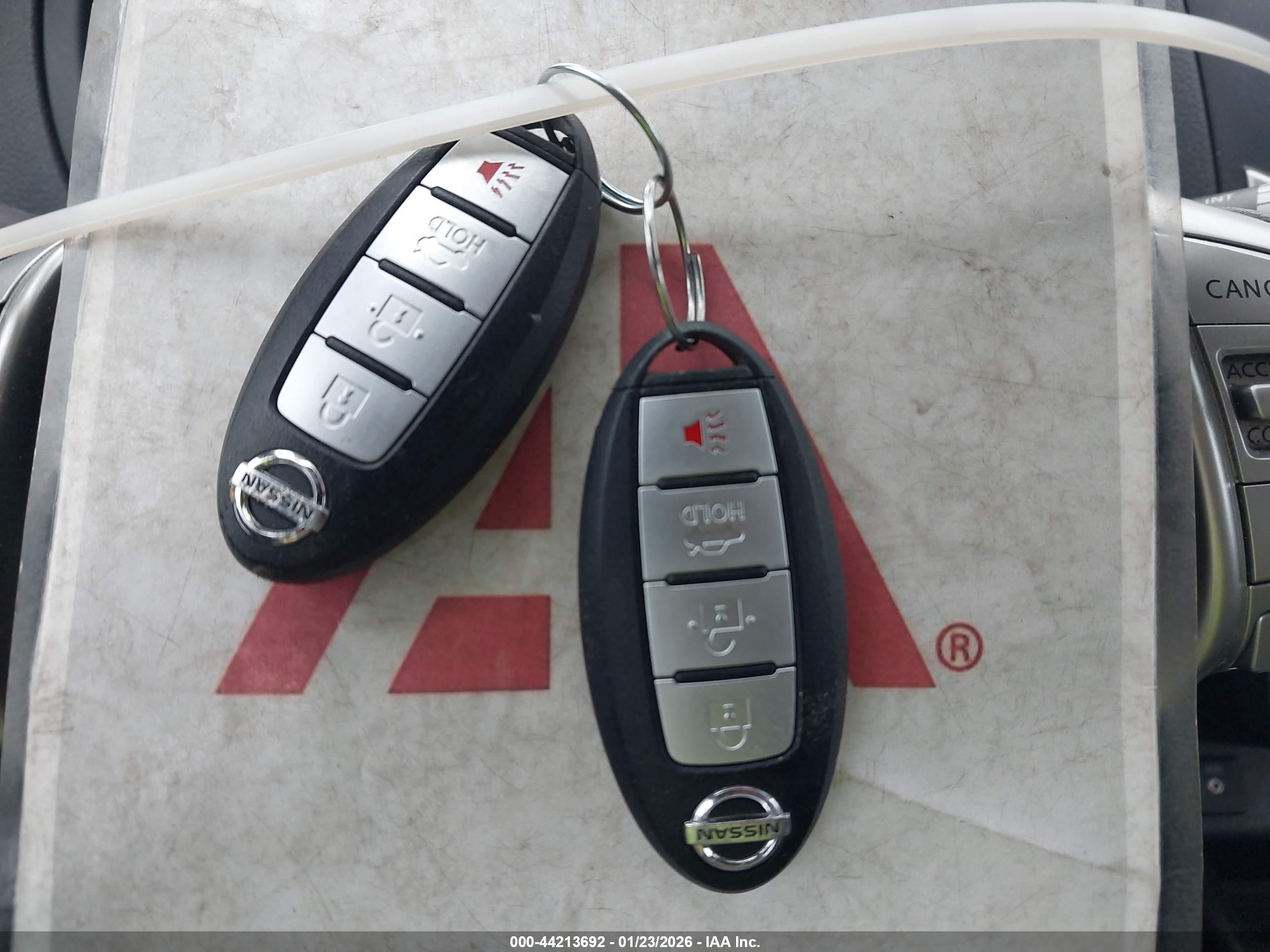 NISSAN ALTIMA image 11