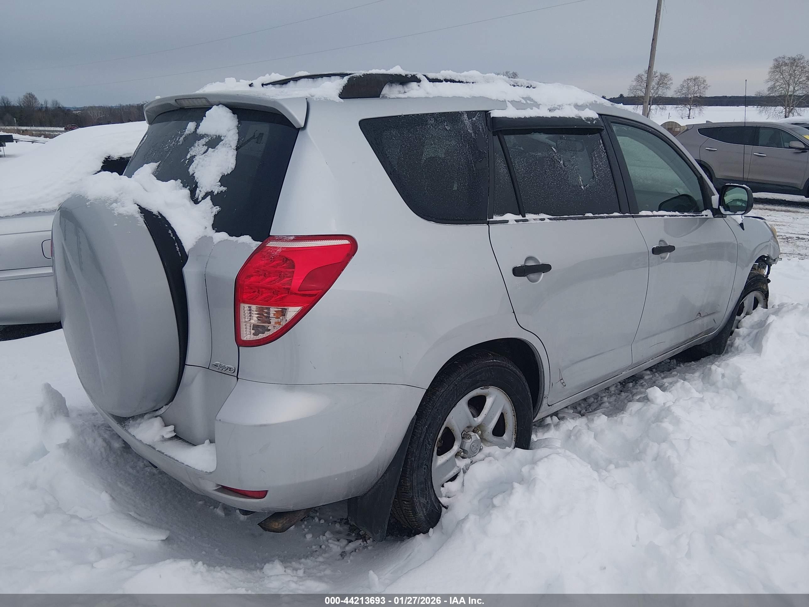 TOYOTA RAV4 image 4