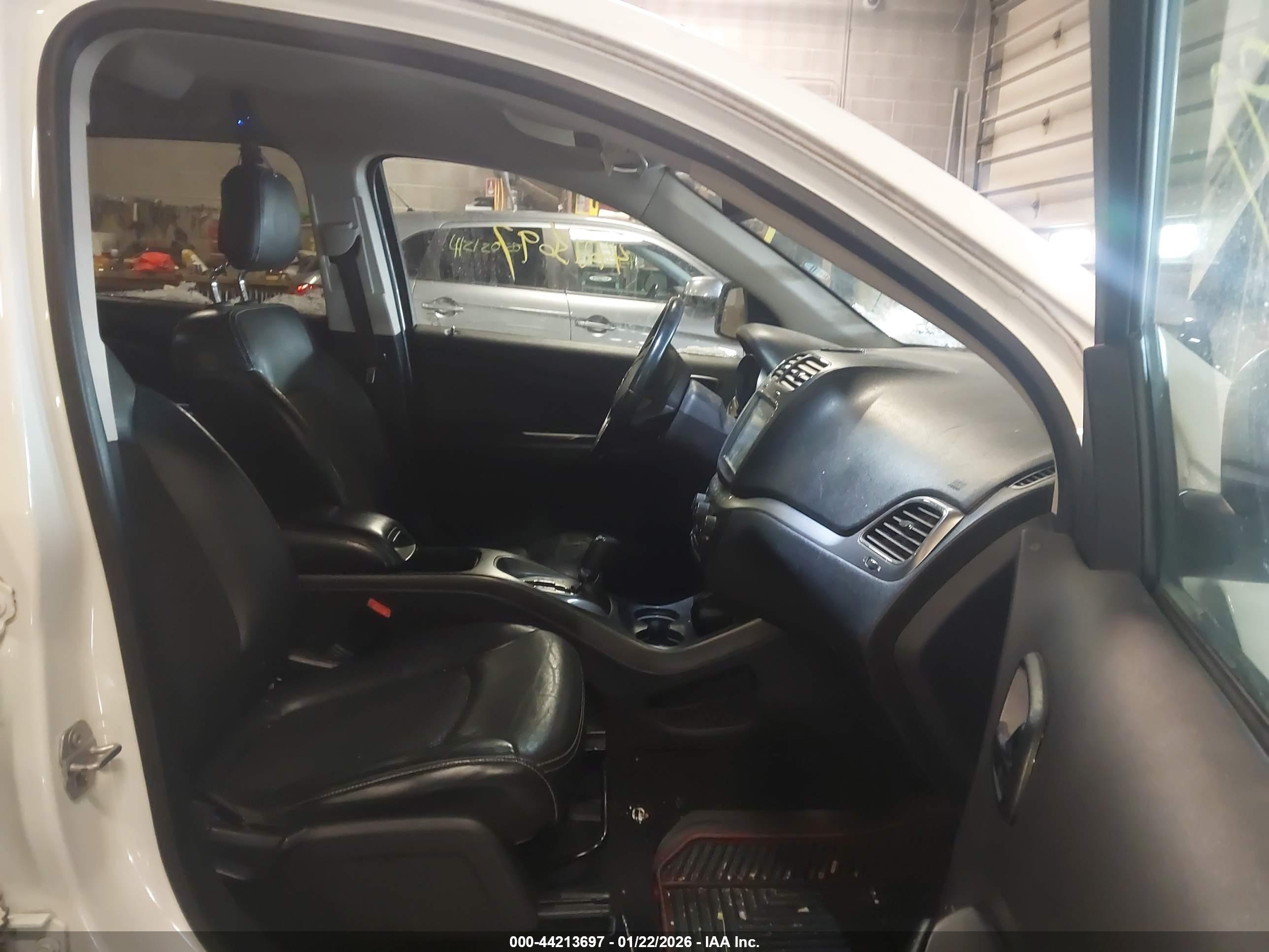 DODGE JOURNEY image 5
