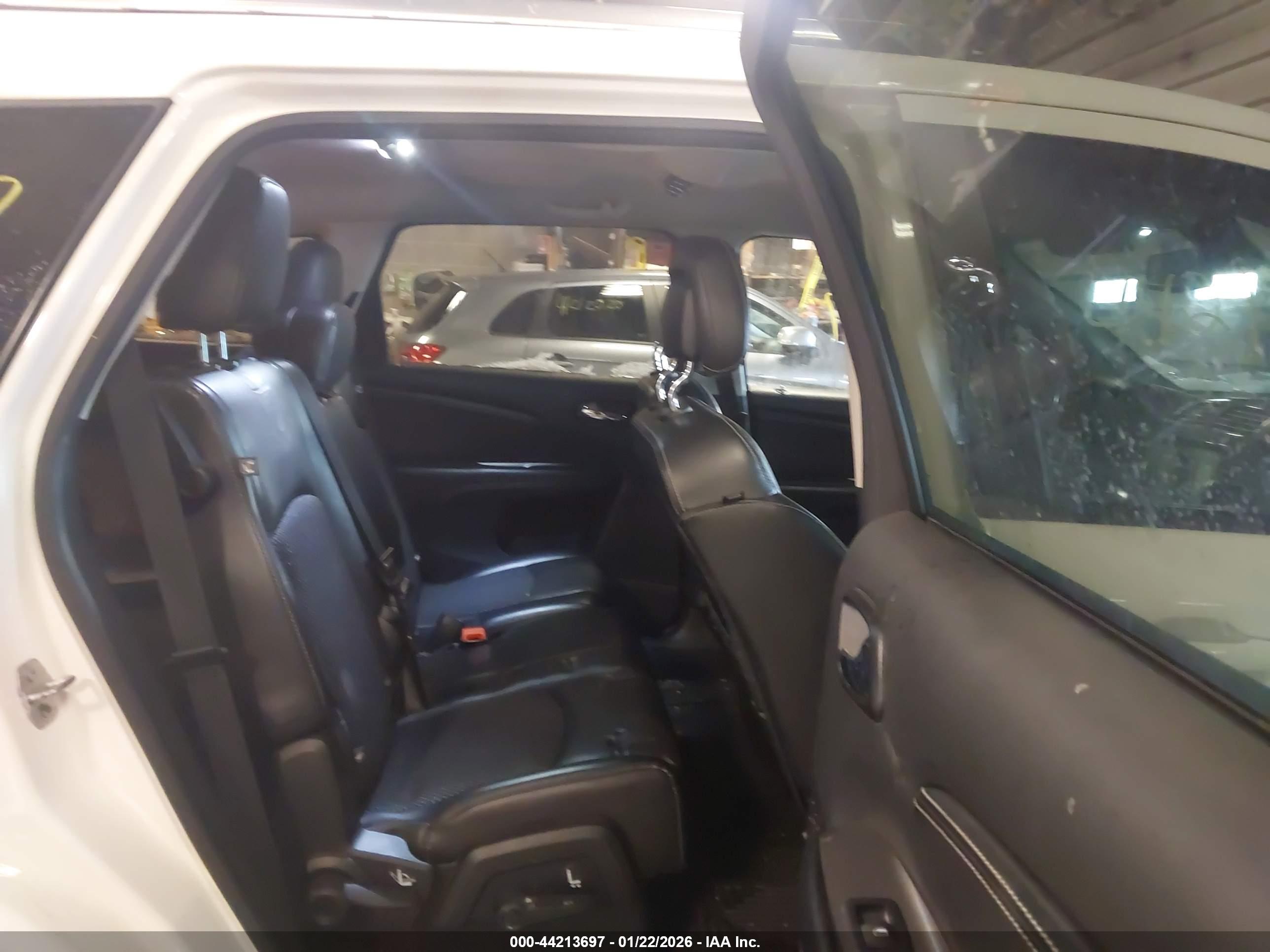 DODGE JOURNEY image 8
