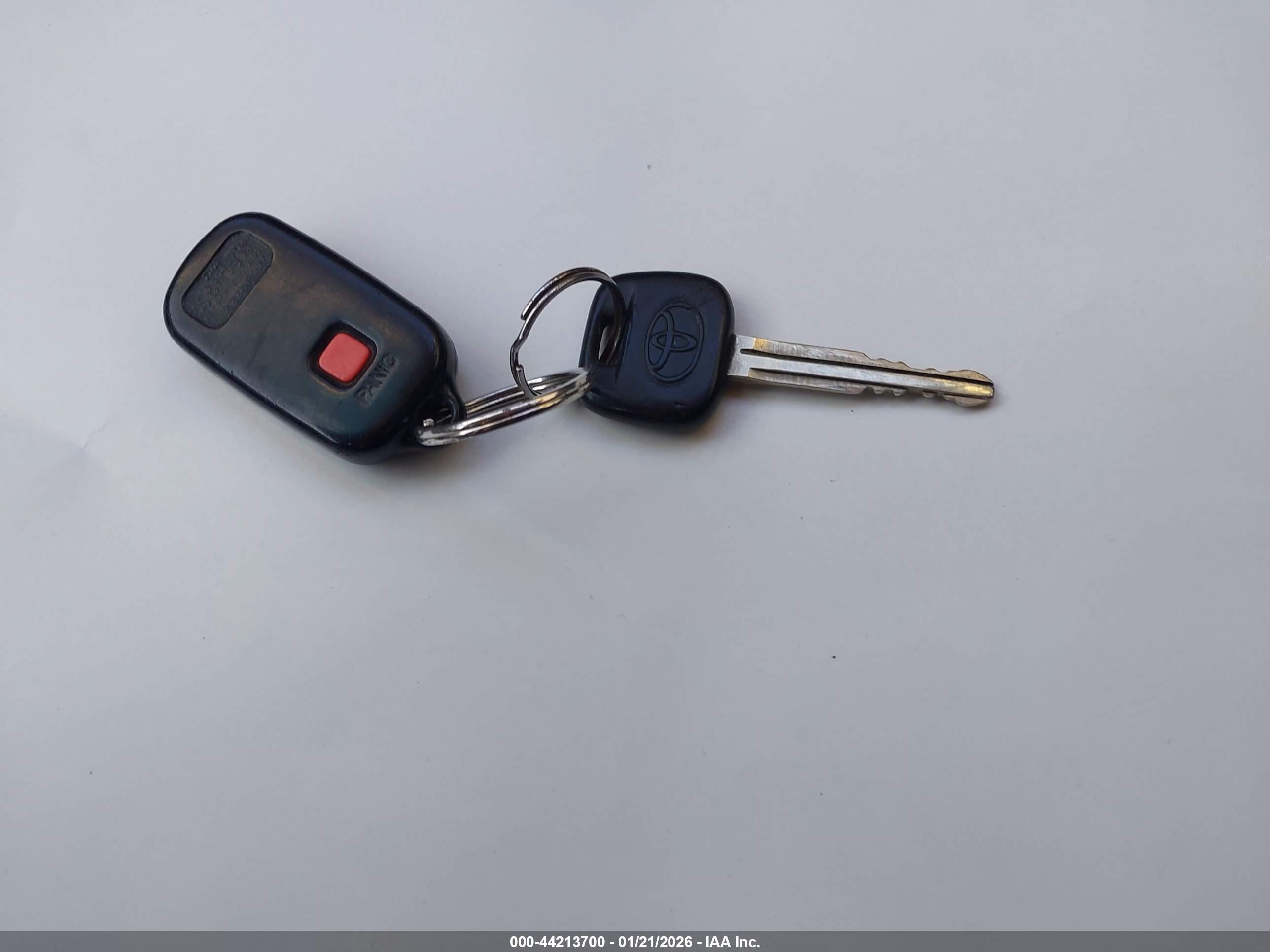 TOYOTA COROLLA image 11