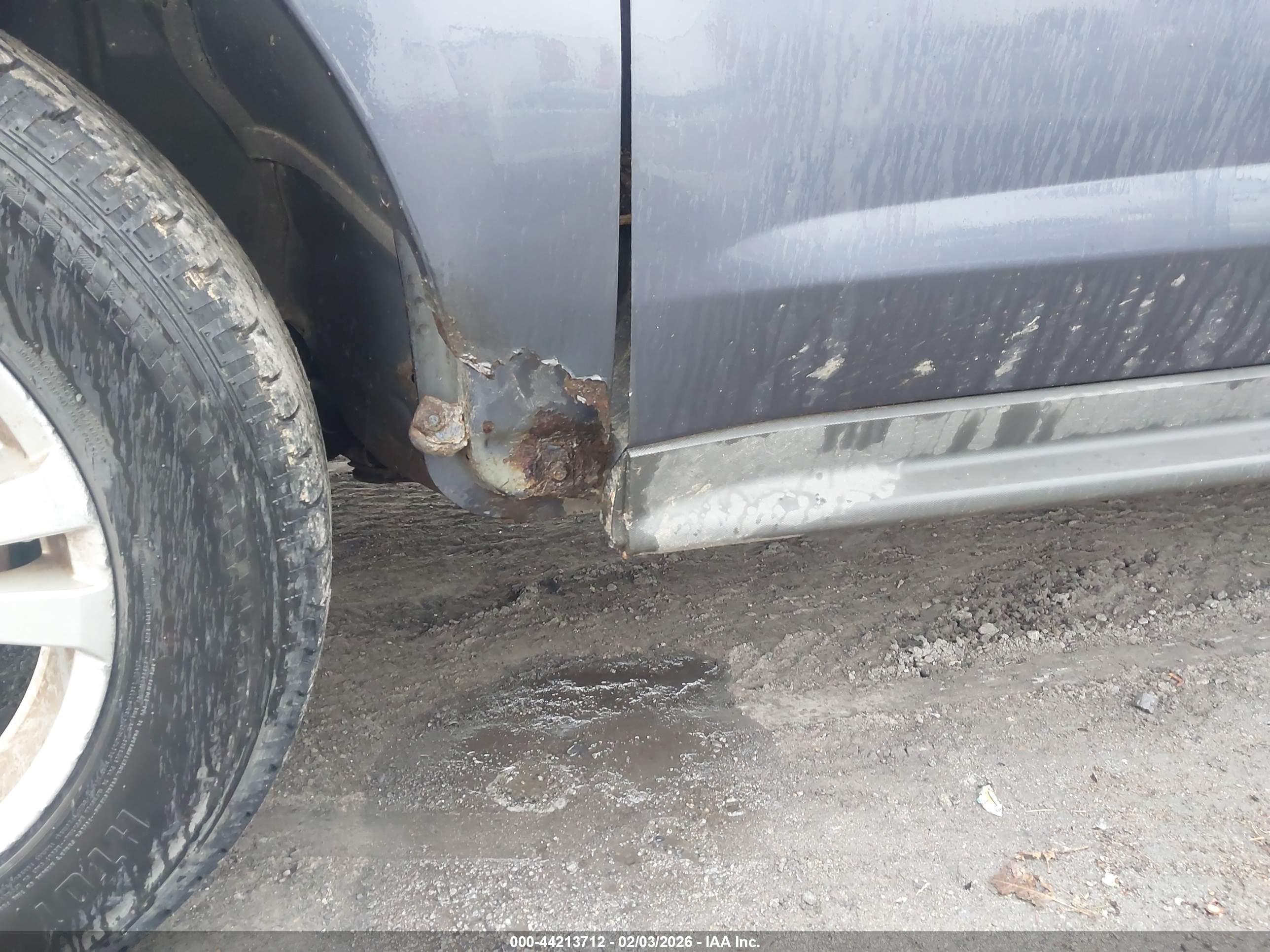 CHEVROLET EQUINOX image 6