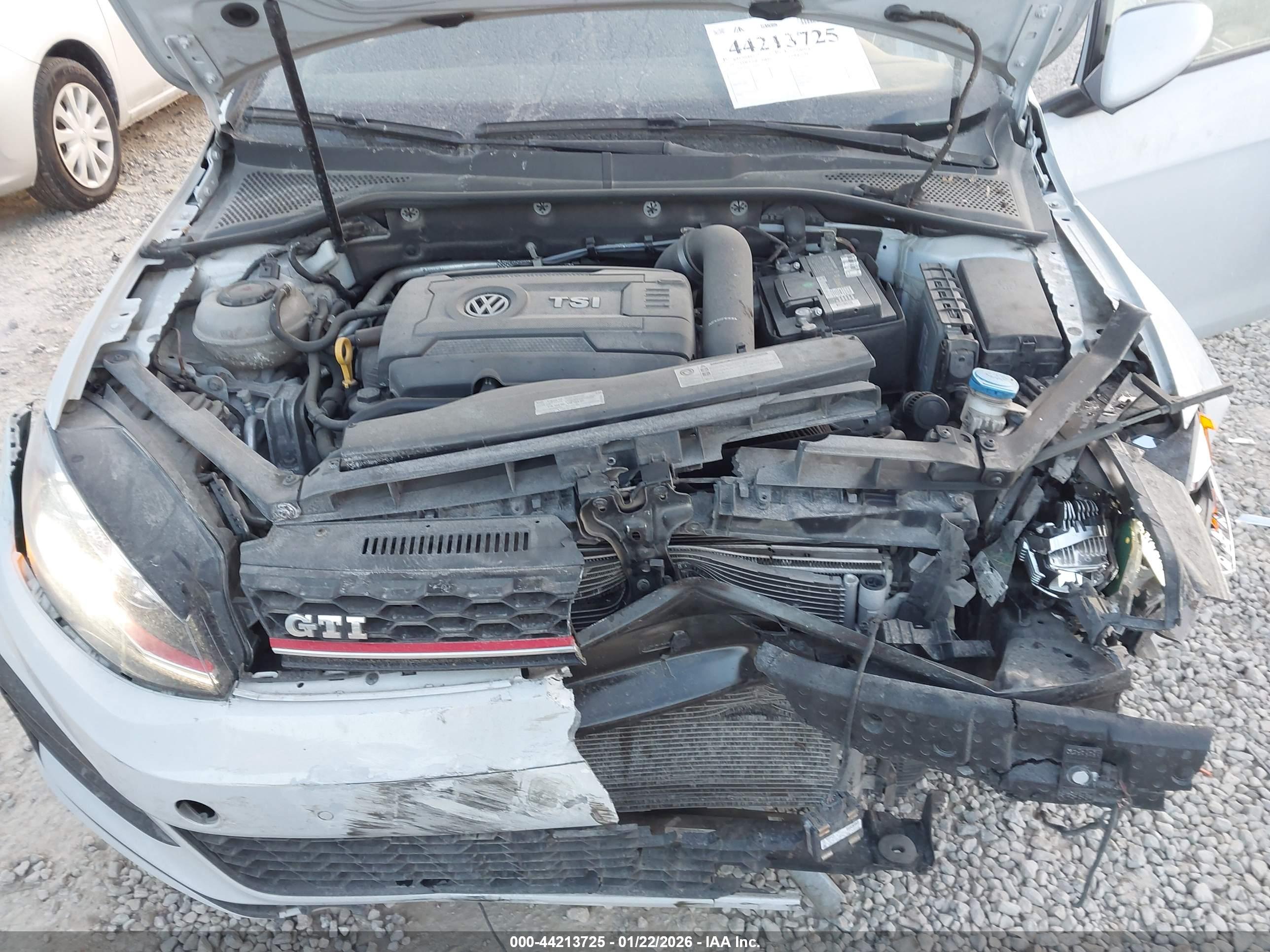 VOLKSWAGEN GOLF image 10