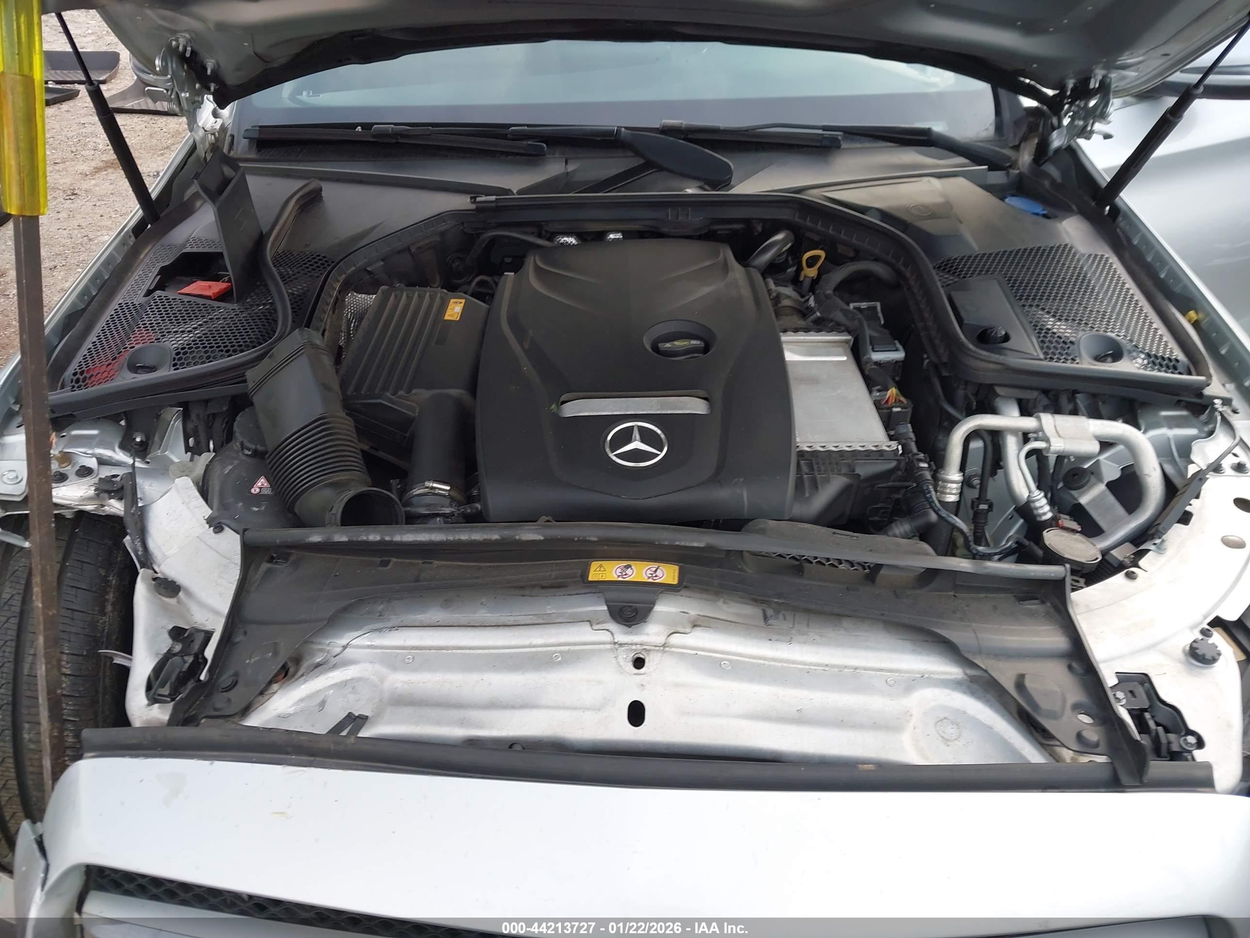 MERCEDES-BENZ C image 10