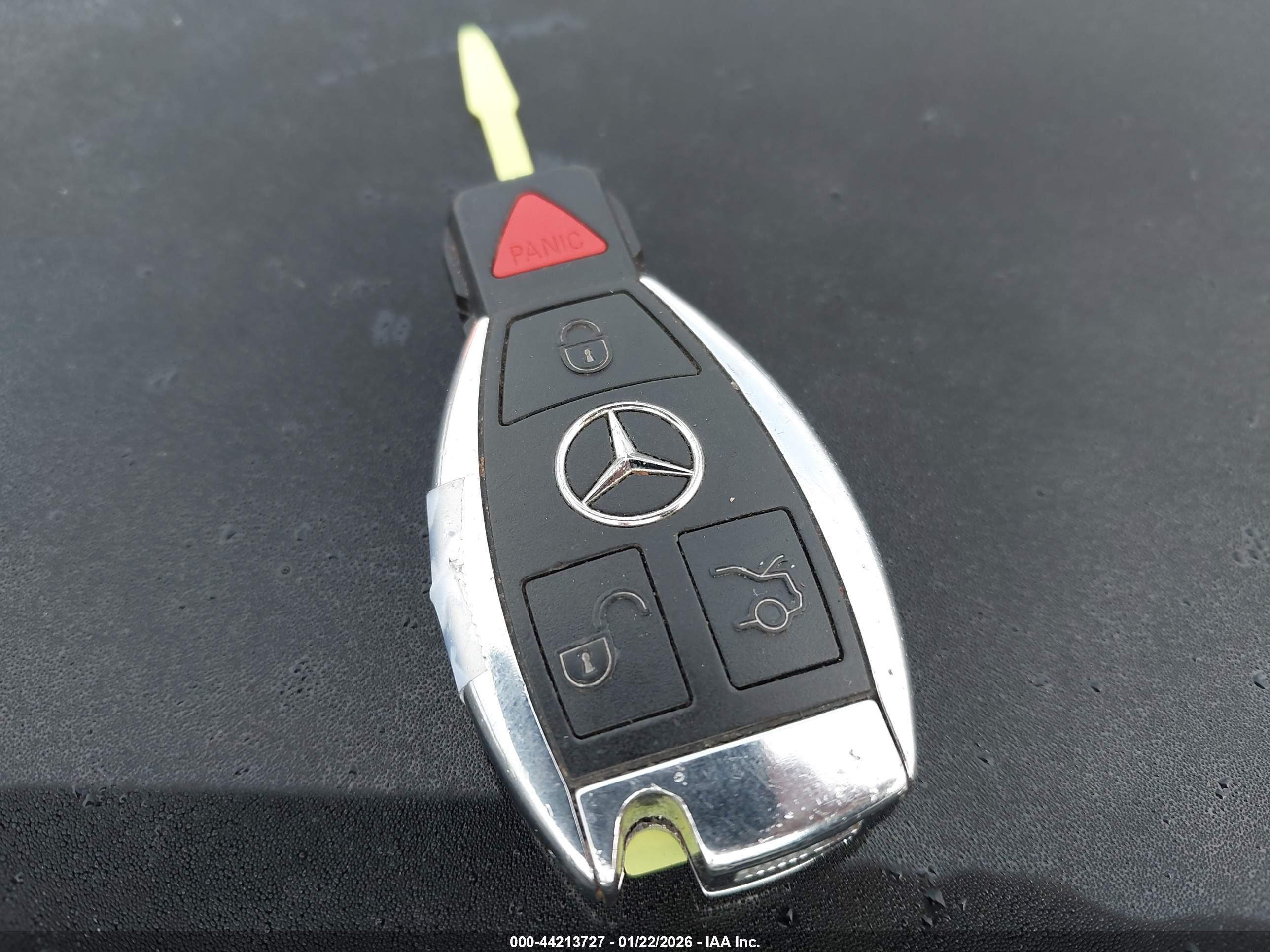MERCEDES-BENZ C image 11