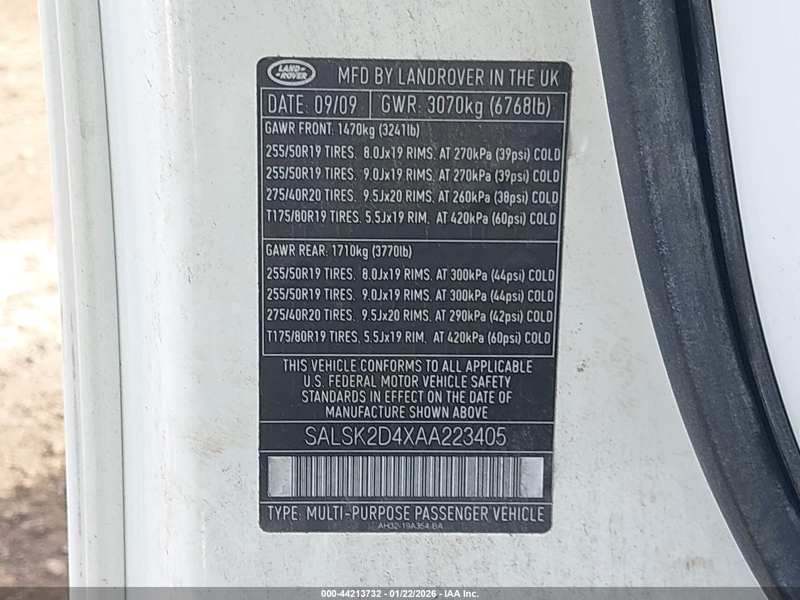 LAND ROVER image 9