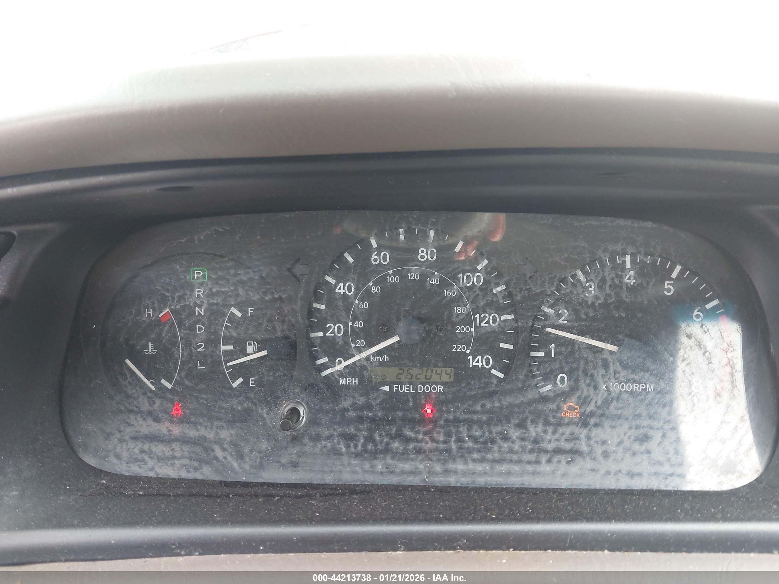 TOYOTA CAMRY image 7