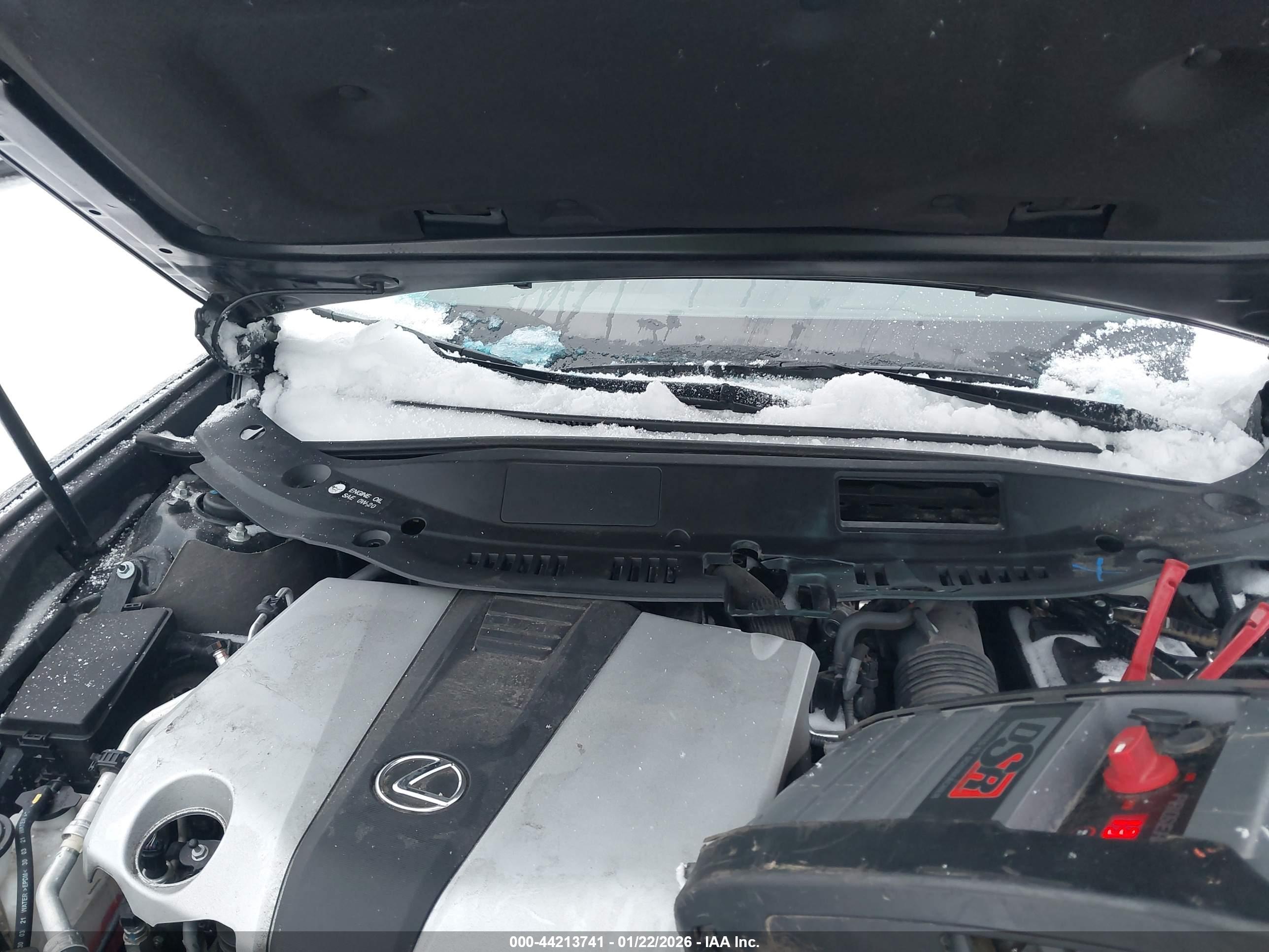 LEXUS ES image 10