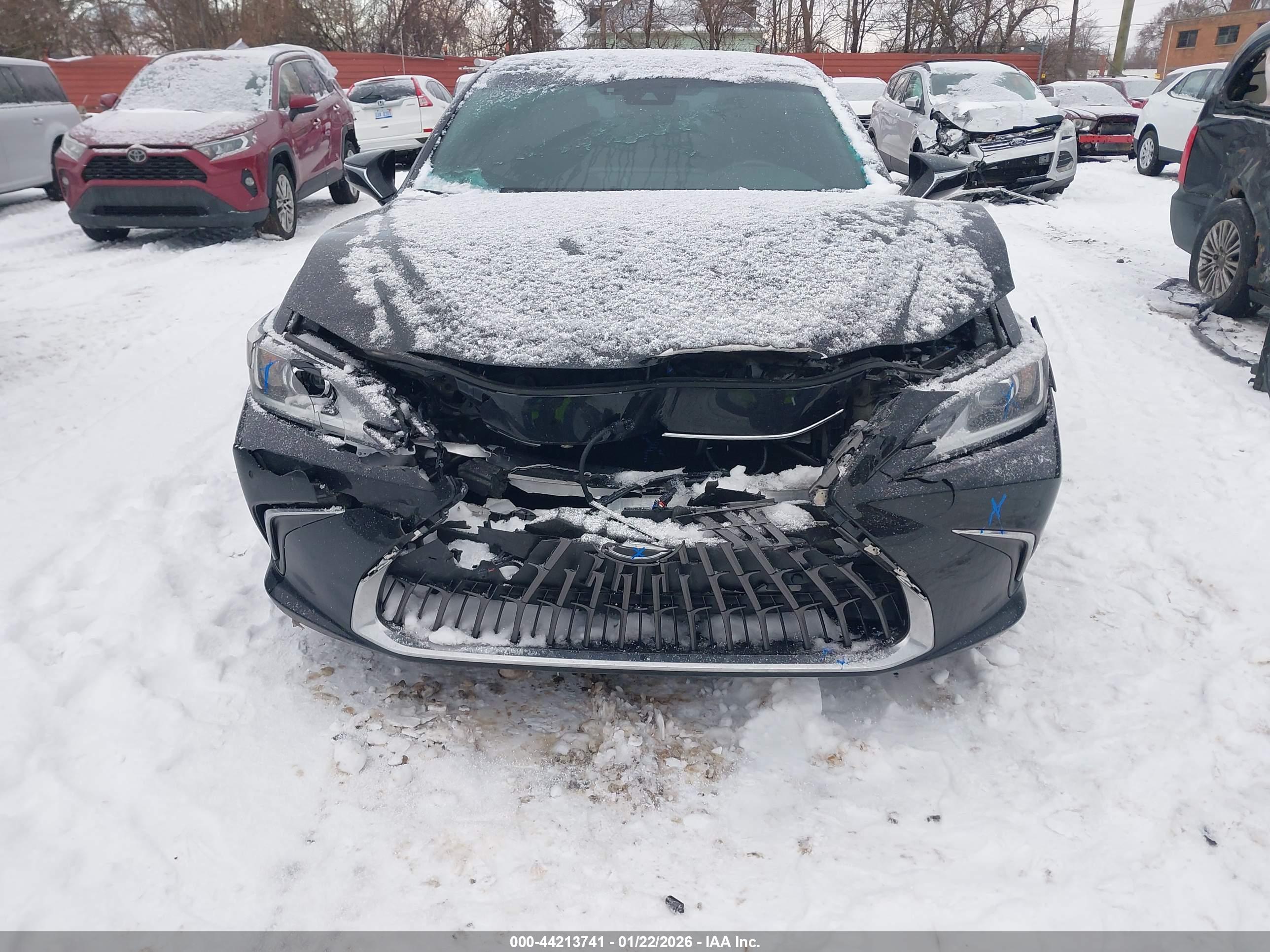 LEXUS ES image 6