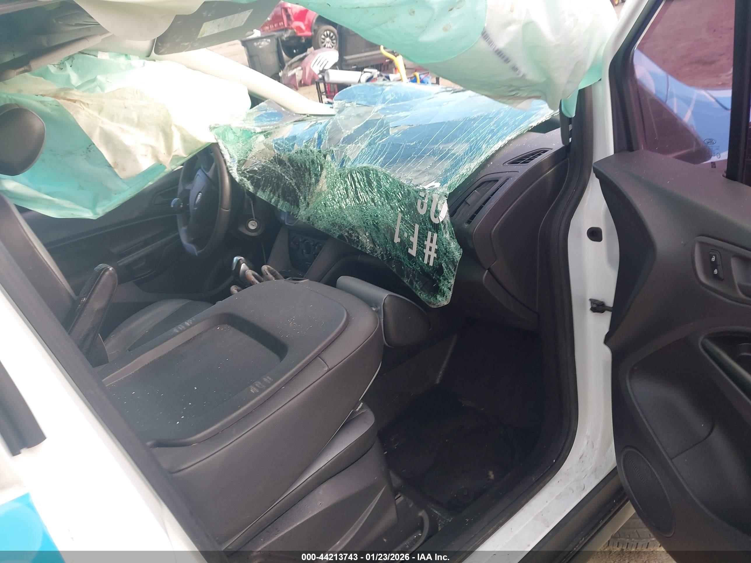 FORD TRANSIT image 5