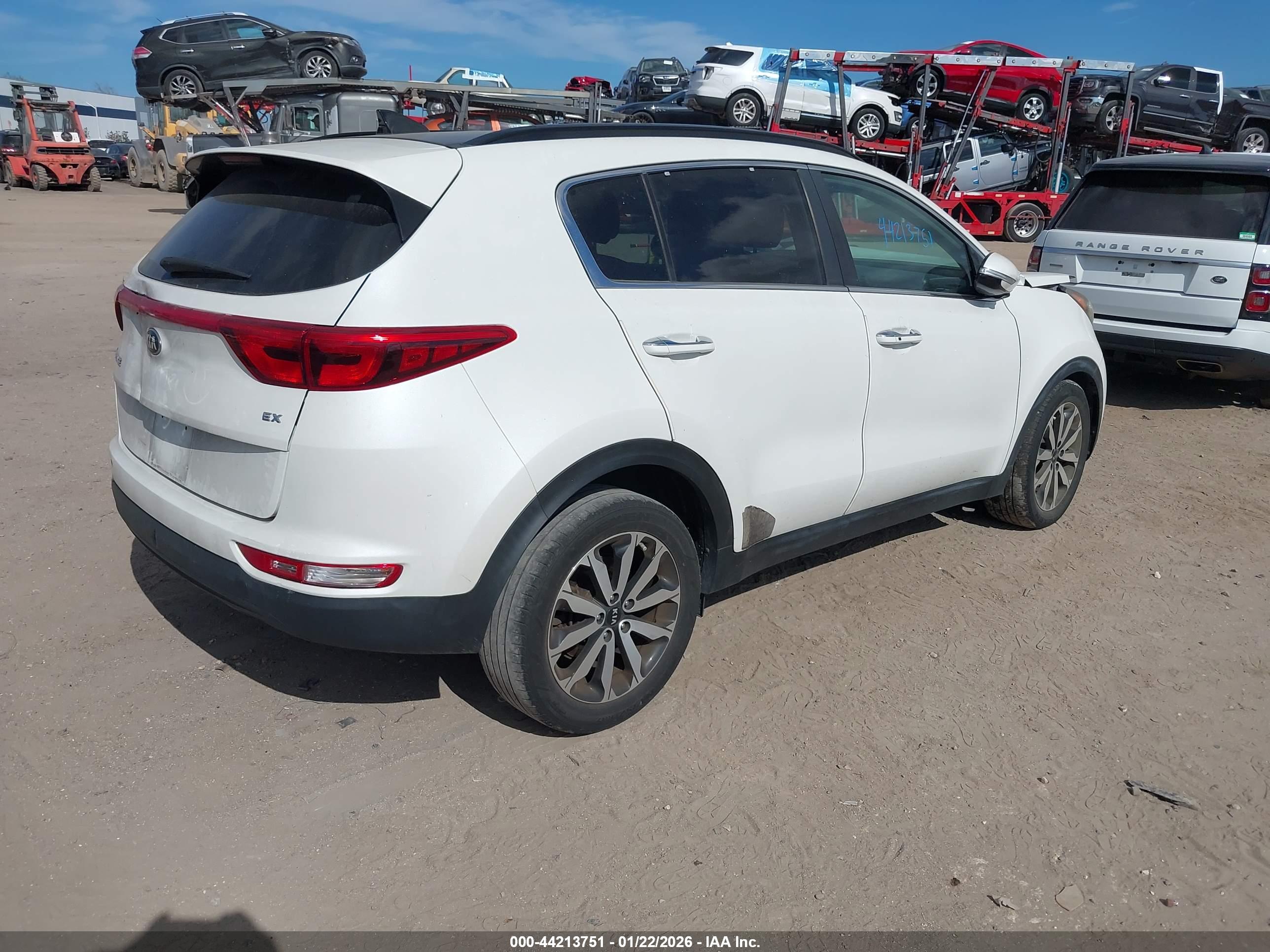 KIA SPORTAGE image 4
