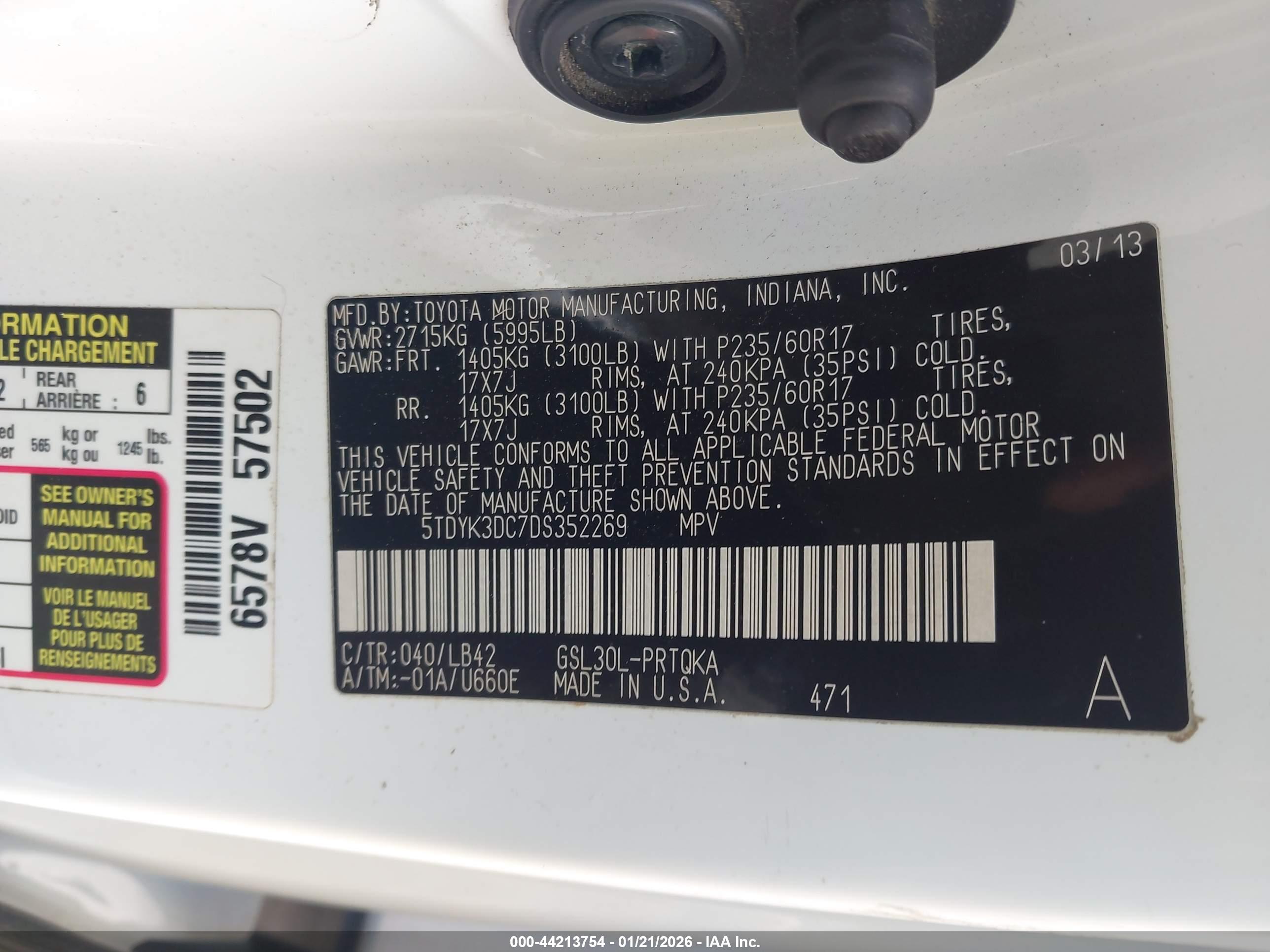 TOYOTA SIENNA image 9