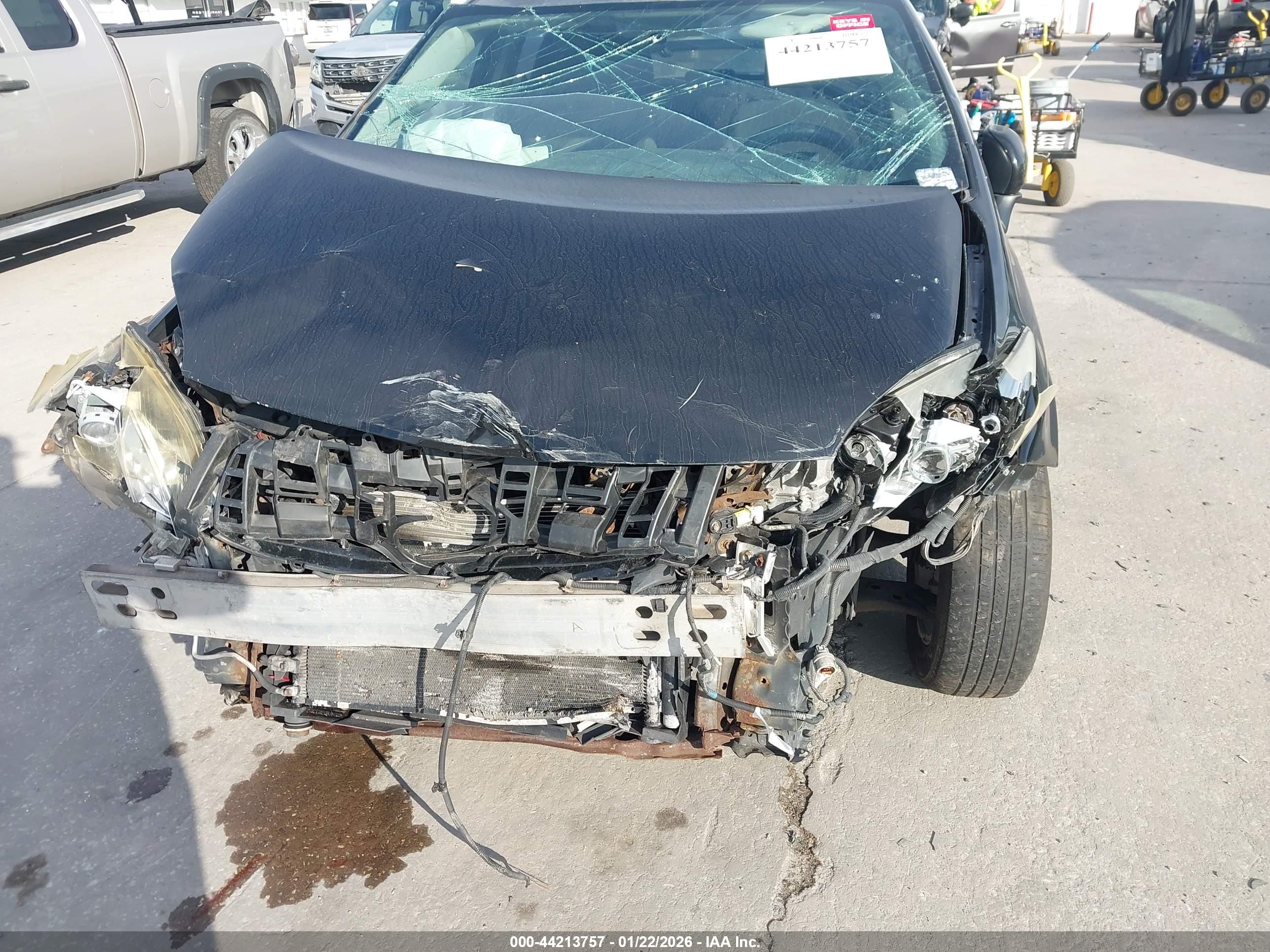 TOYOTA PRIUS image 6
