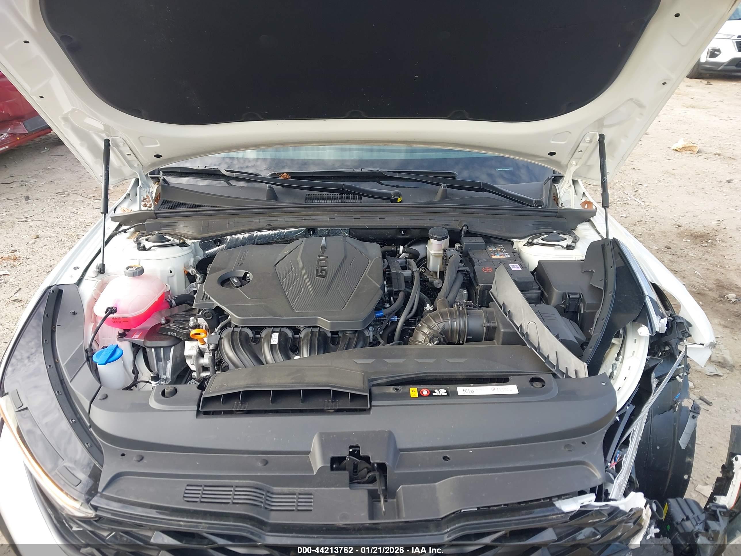 KIA K5 image 10