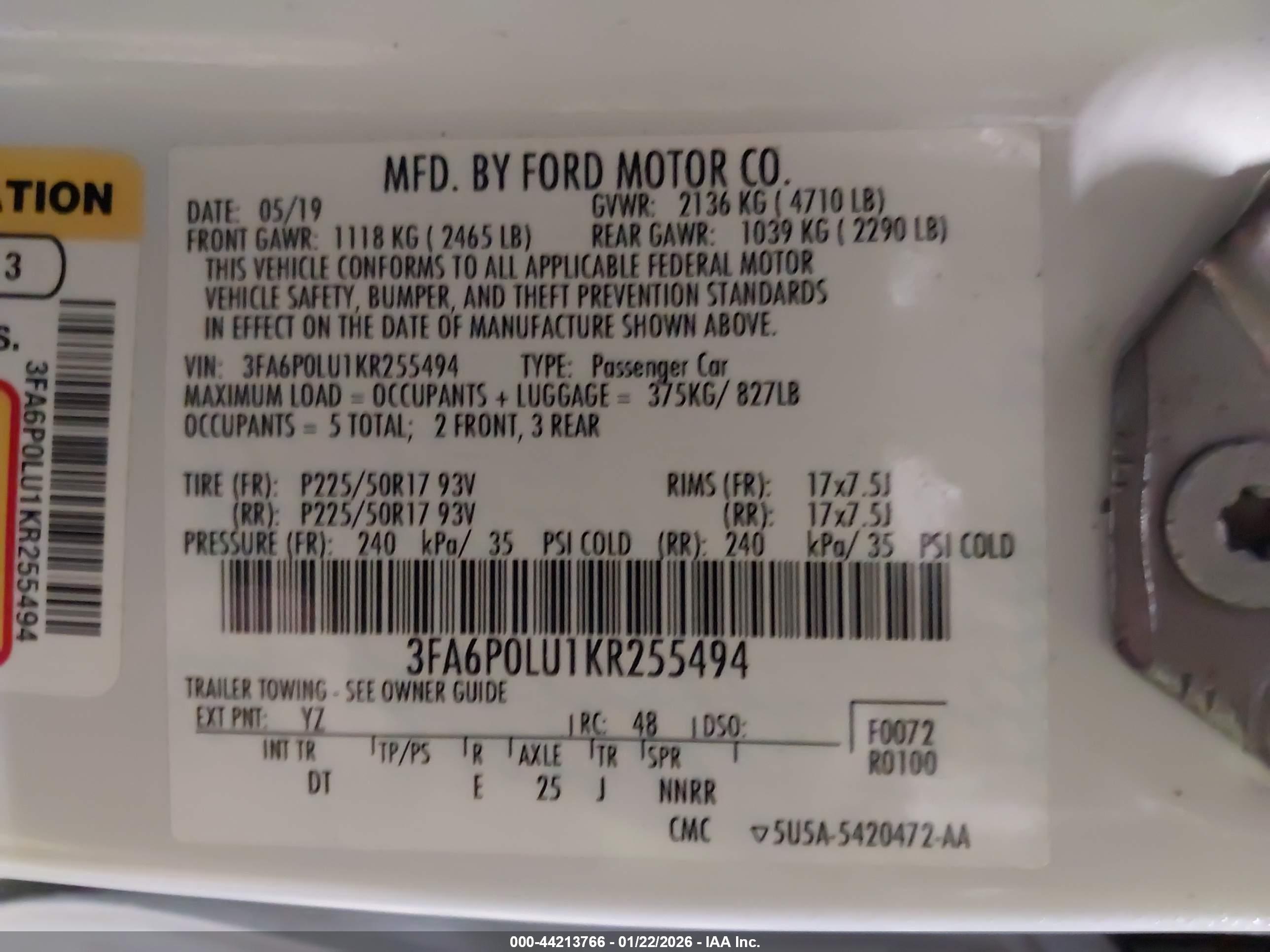 FORD FUSION image 9