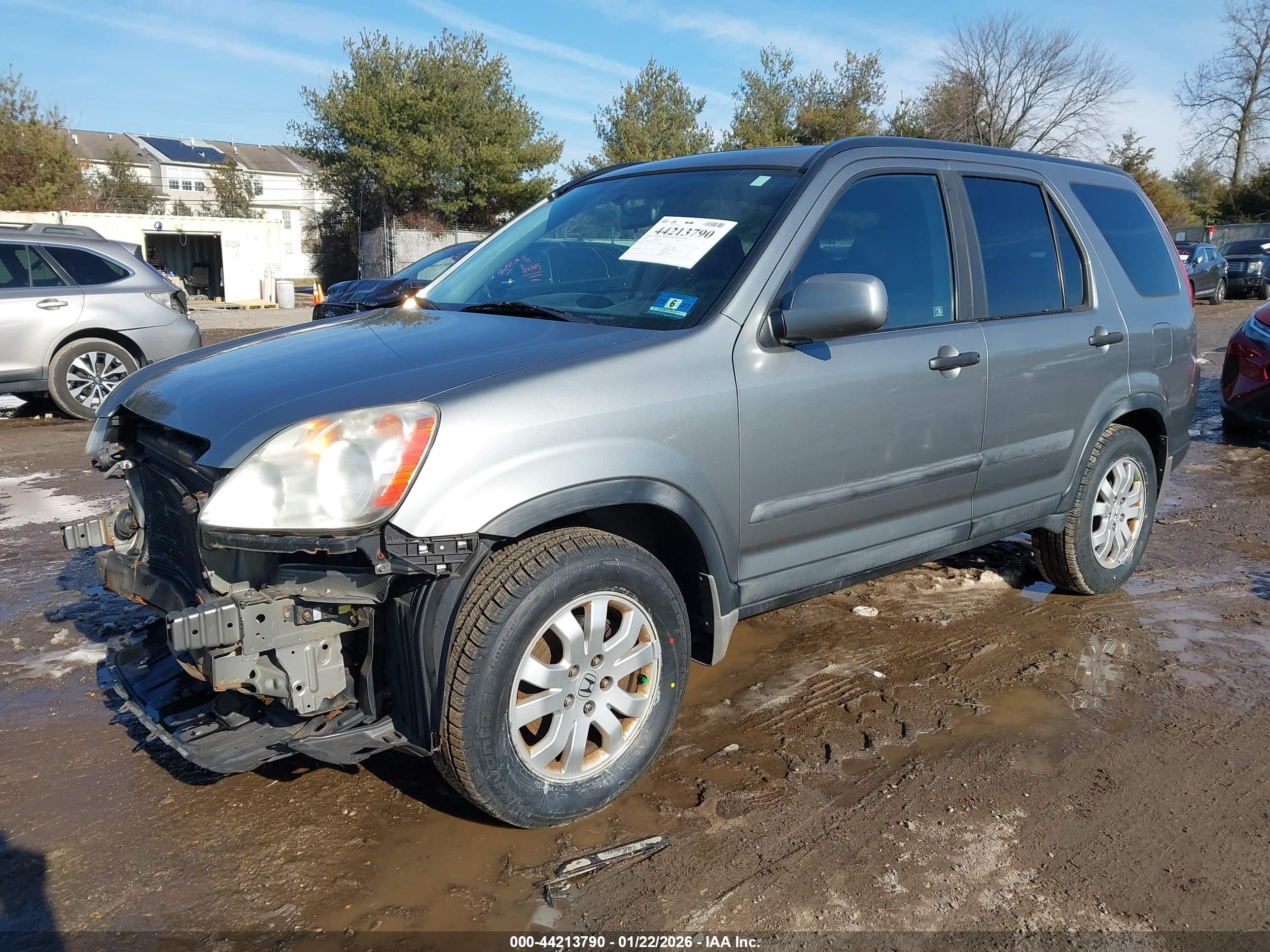HONDA CR-V image 2