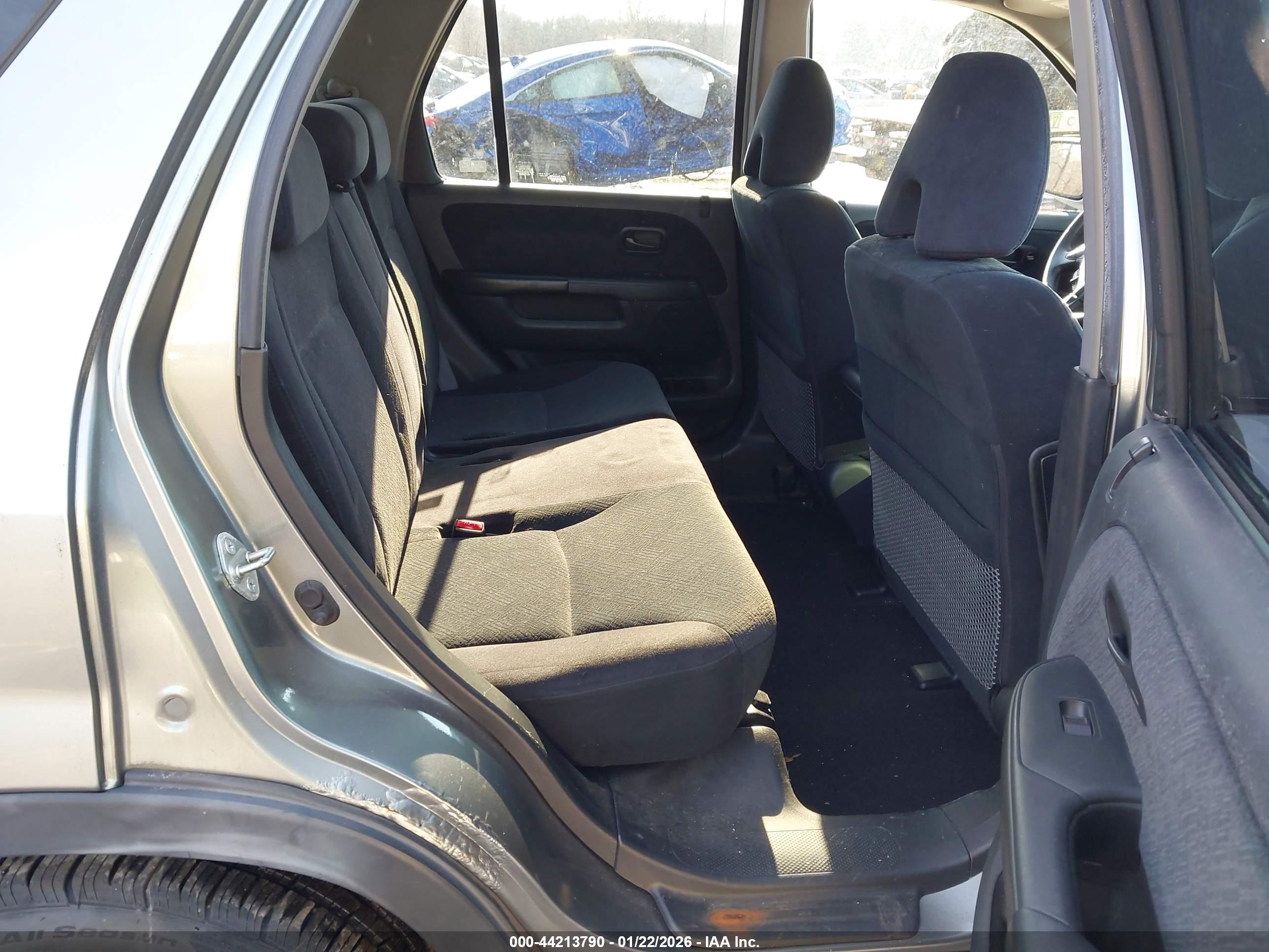 HONDA CR-V image 8