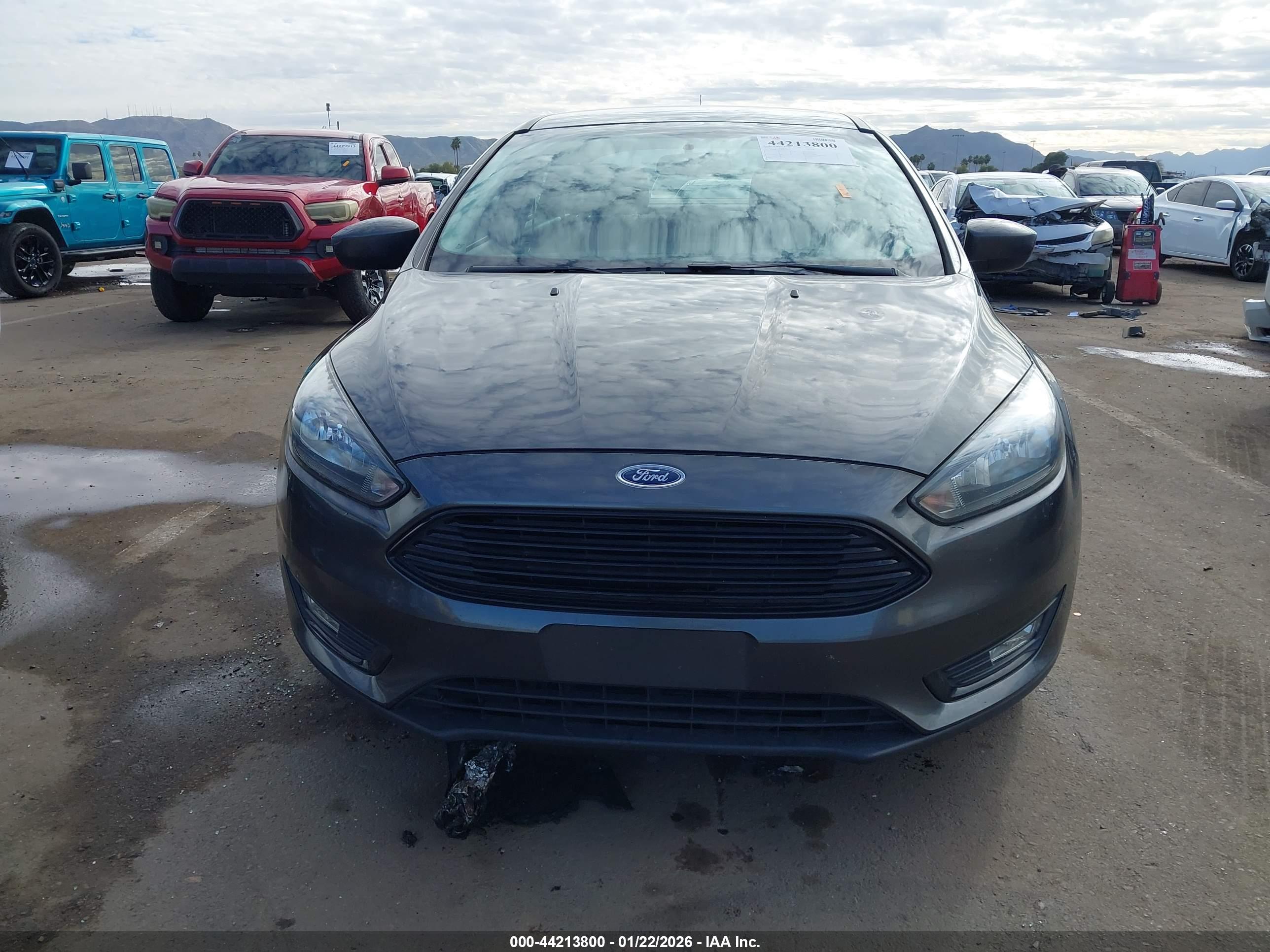 FORD FOCUS image 6