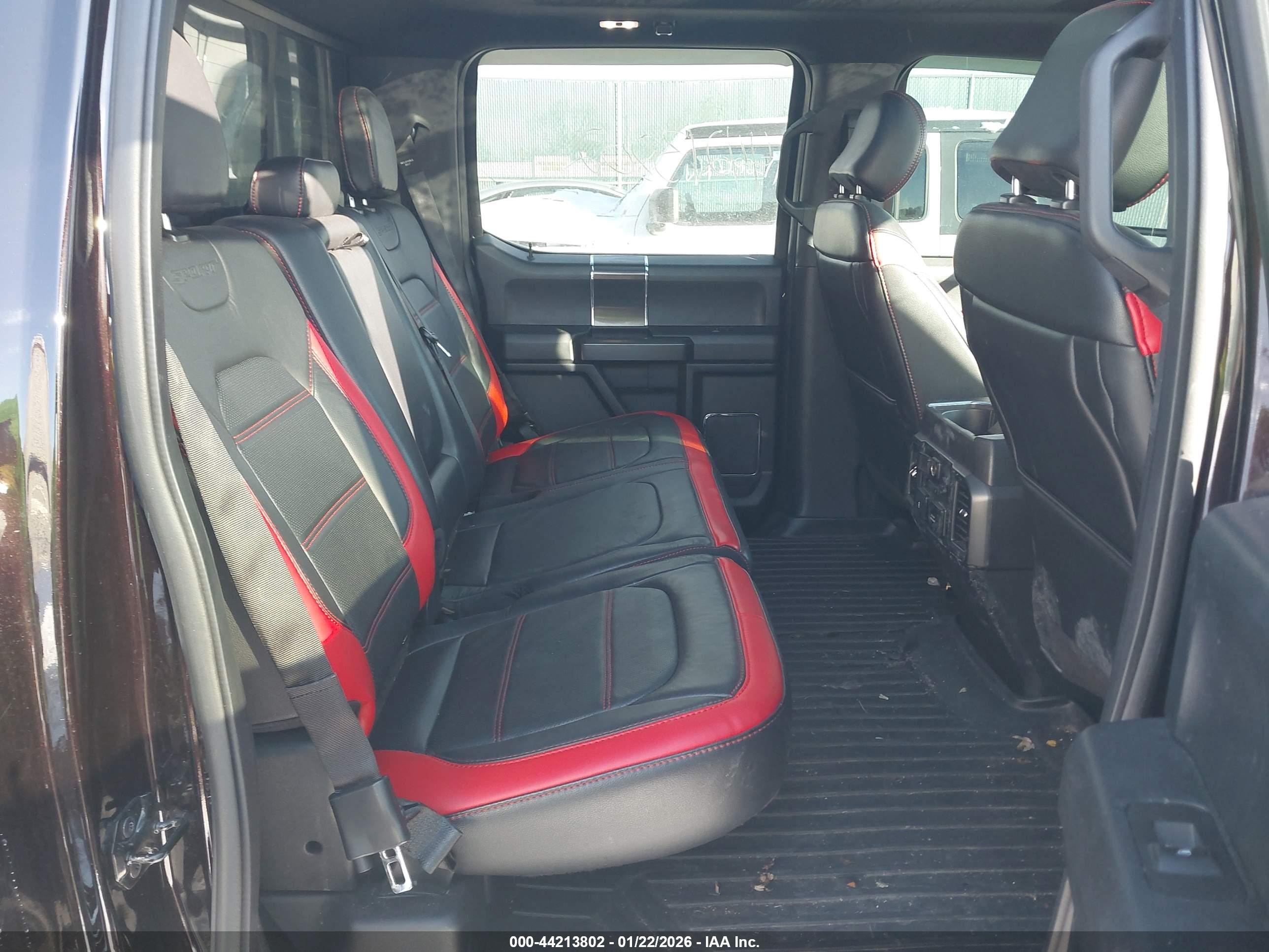 FORD F-150 image 8