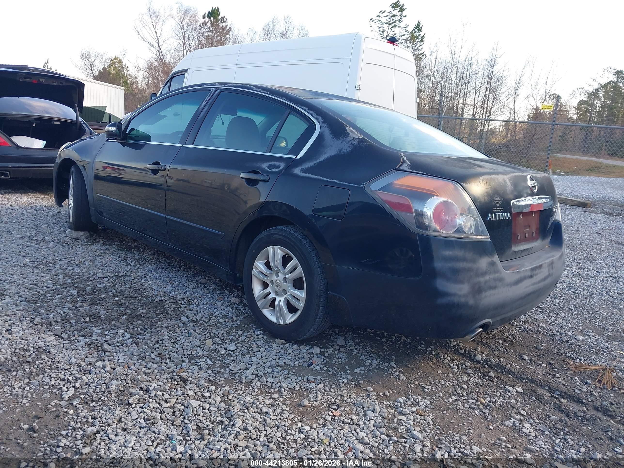 NISSAN ALTIMA image 3