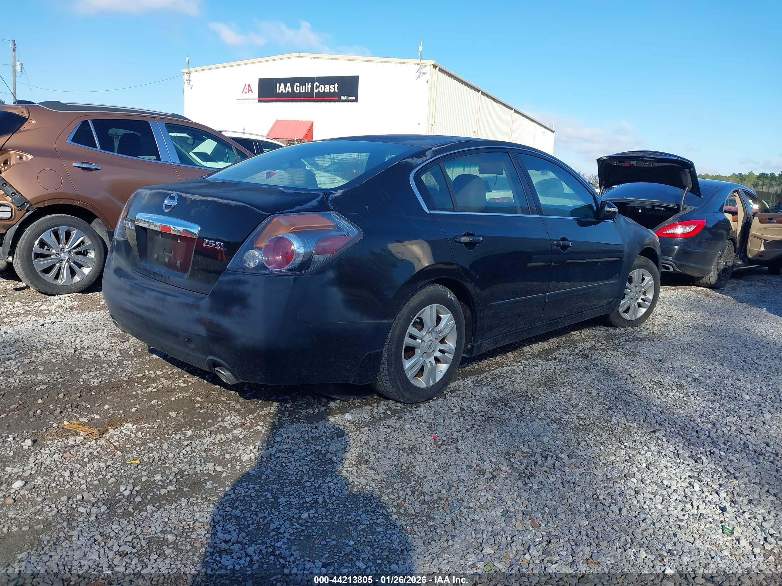 NISSAN ALTIMA image 4
