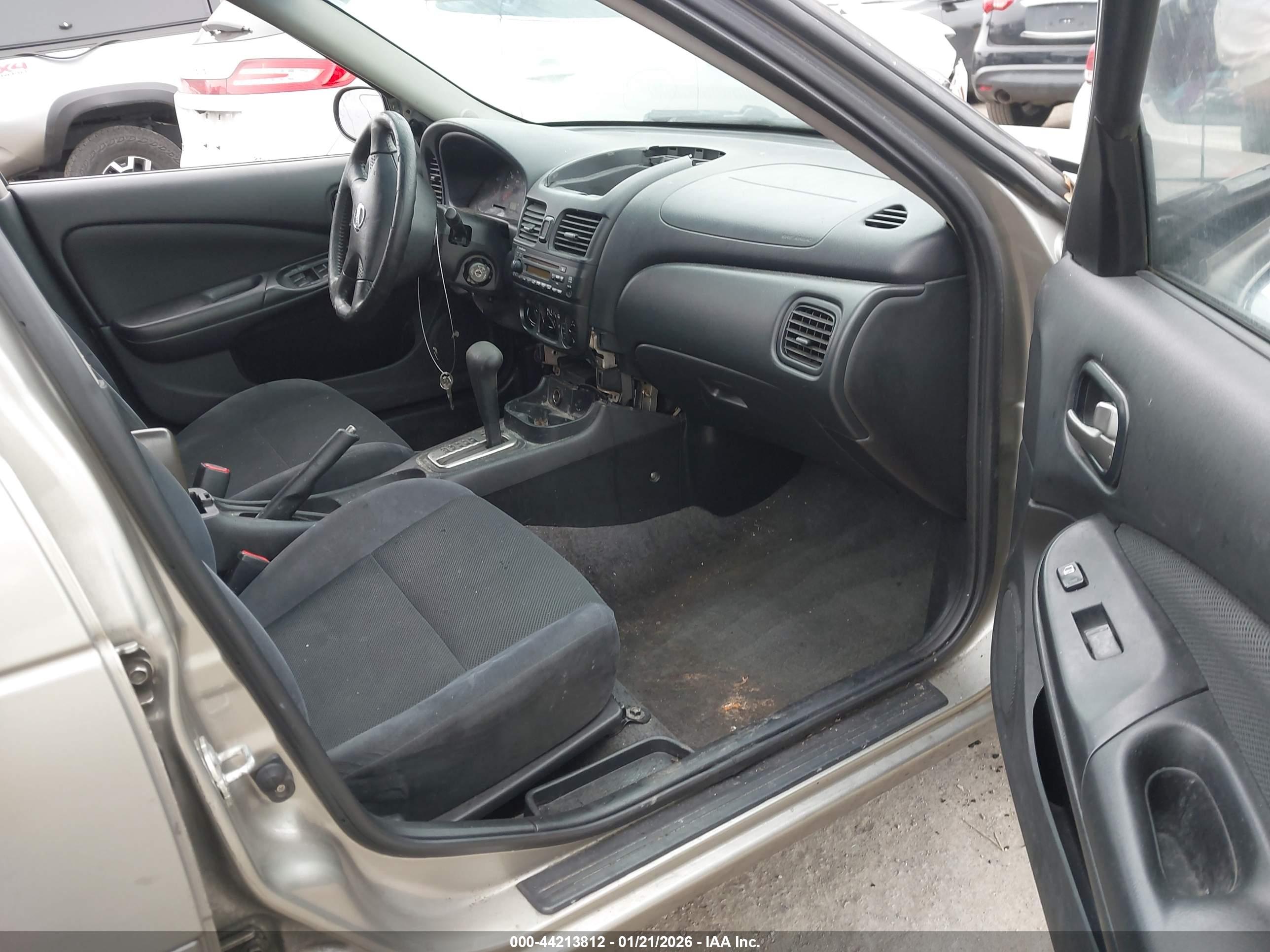 NISSAN SENTRA image 5