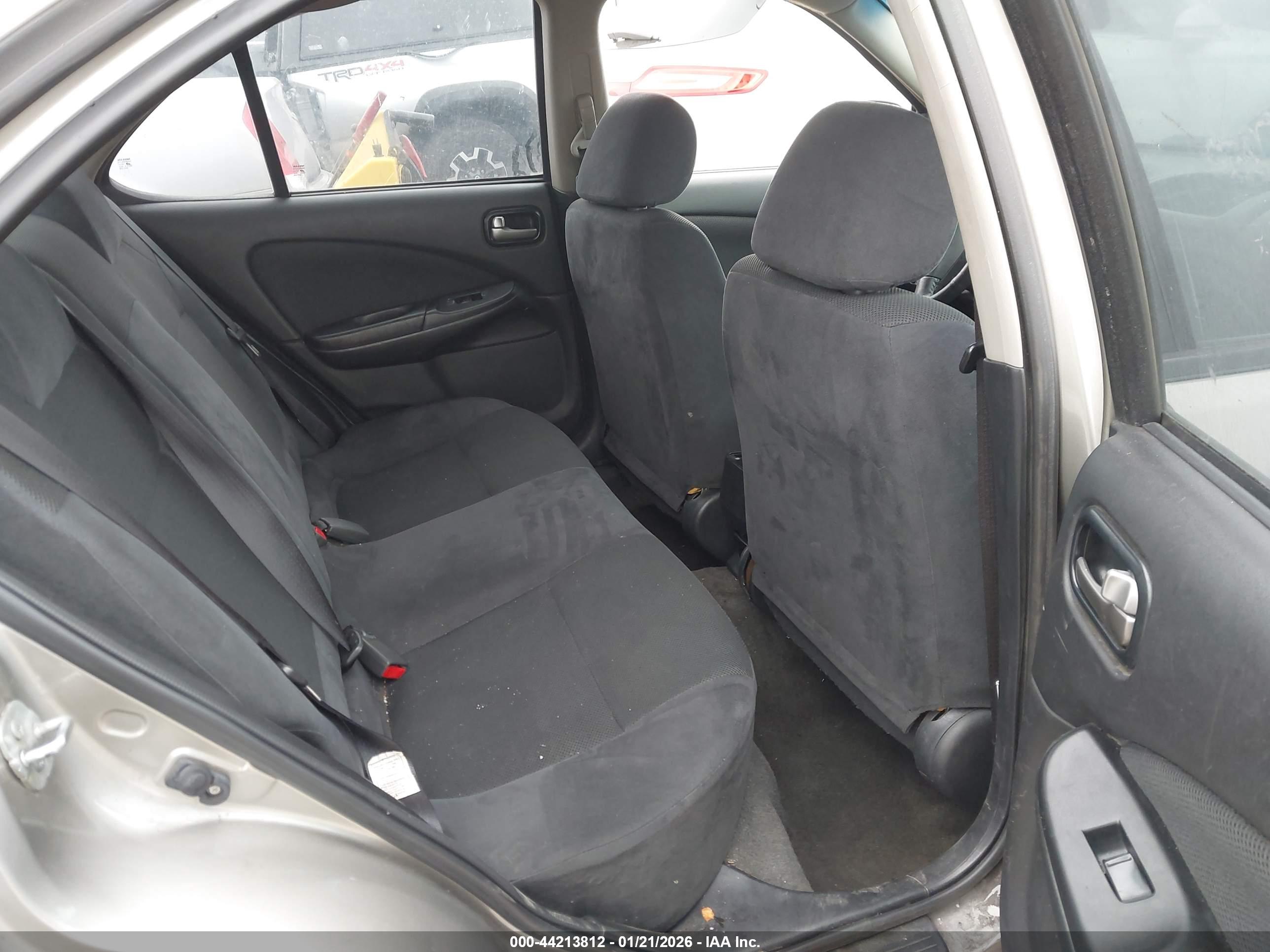 NISSAN SENTRA image 8