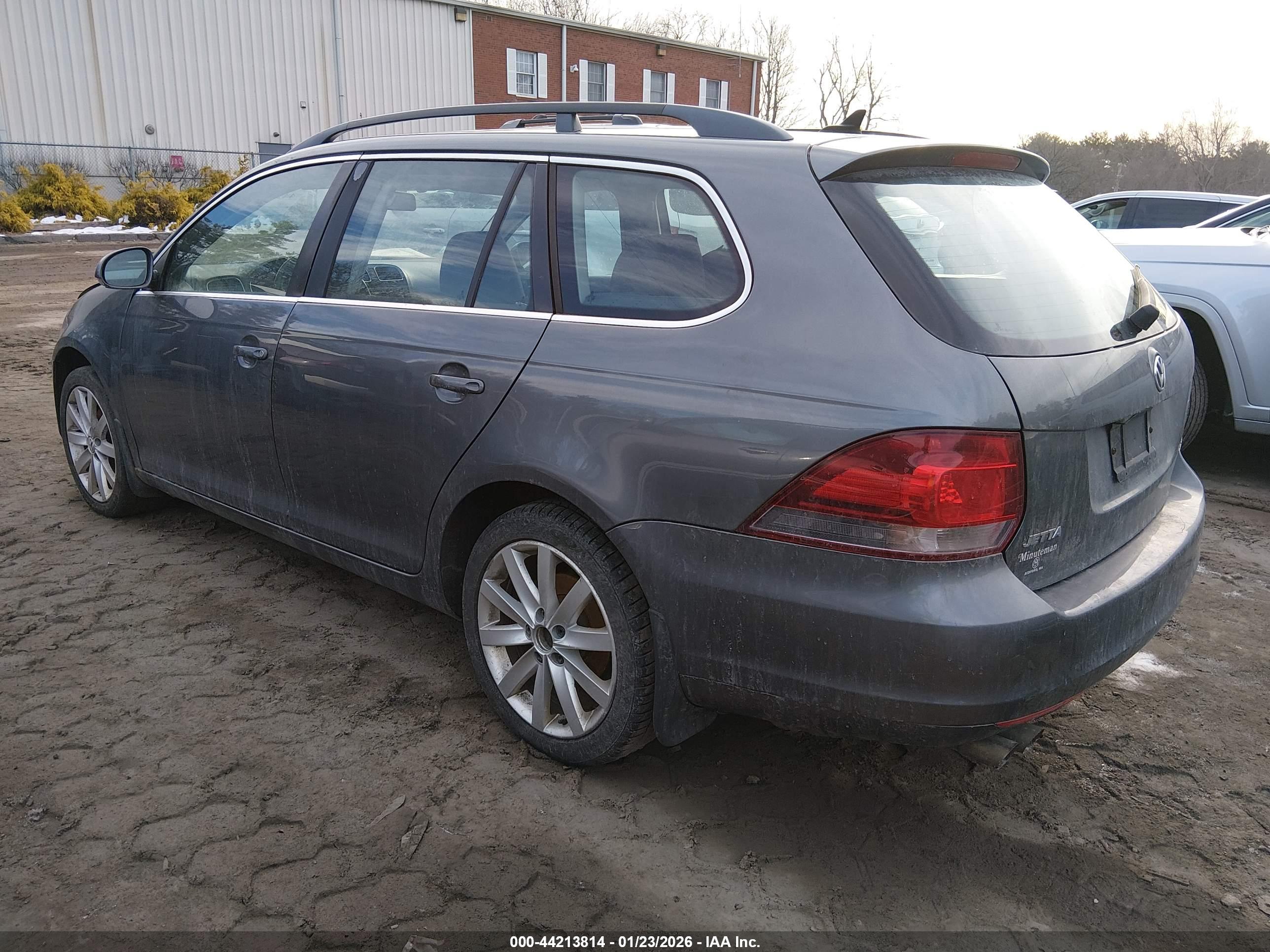 VOLKSWAGEN JETTA image 3