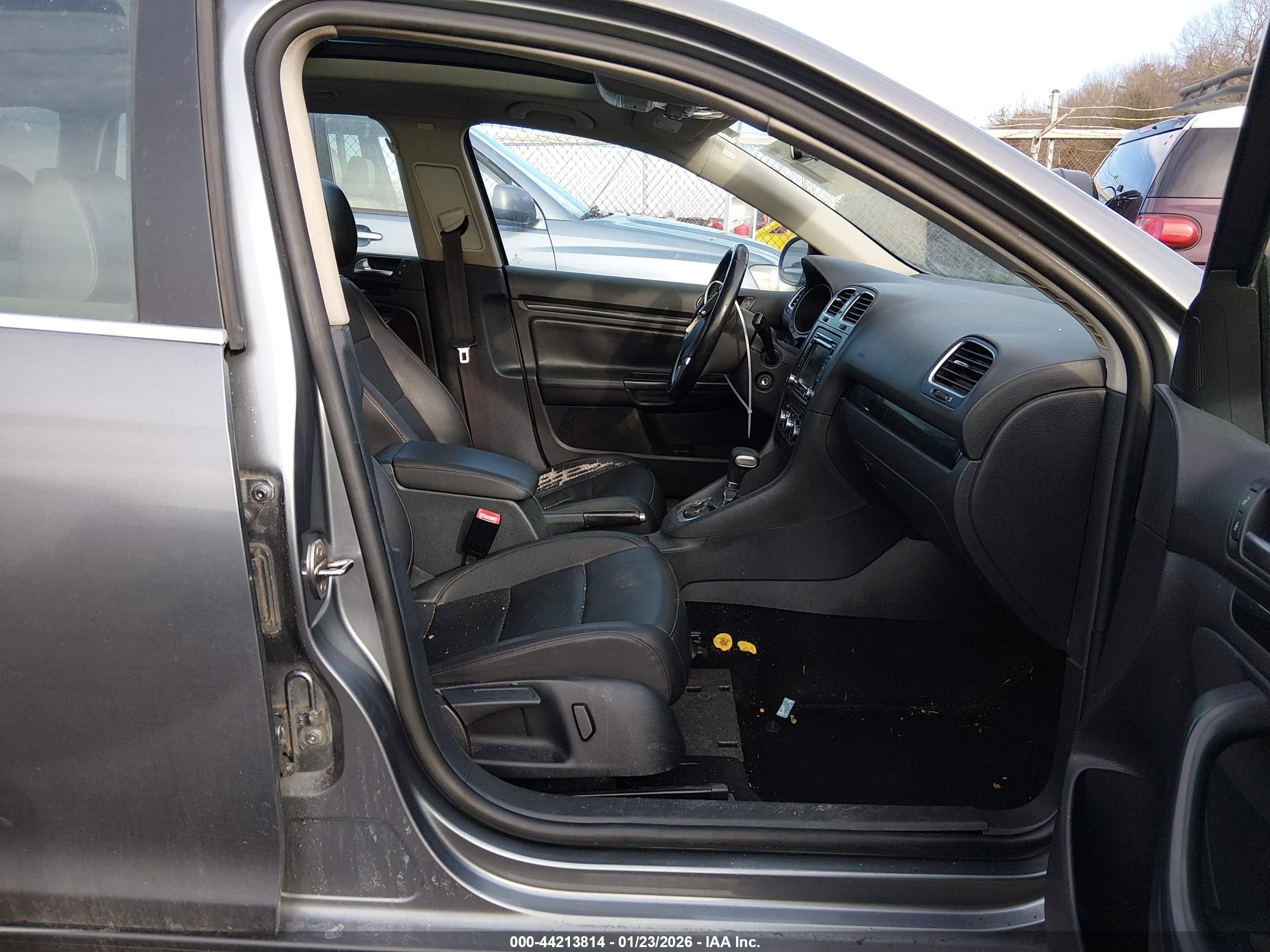 VOLKSWAGEN JETTA image 5