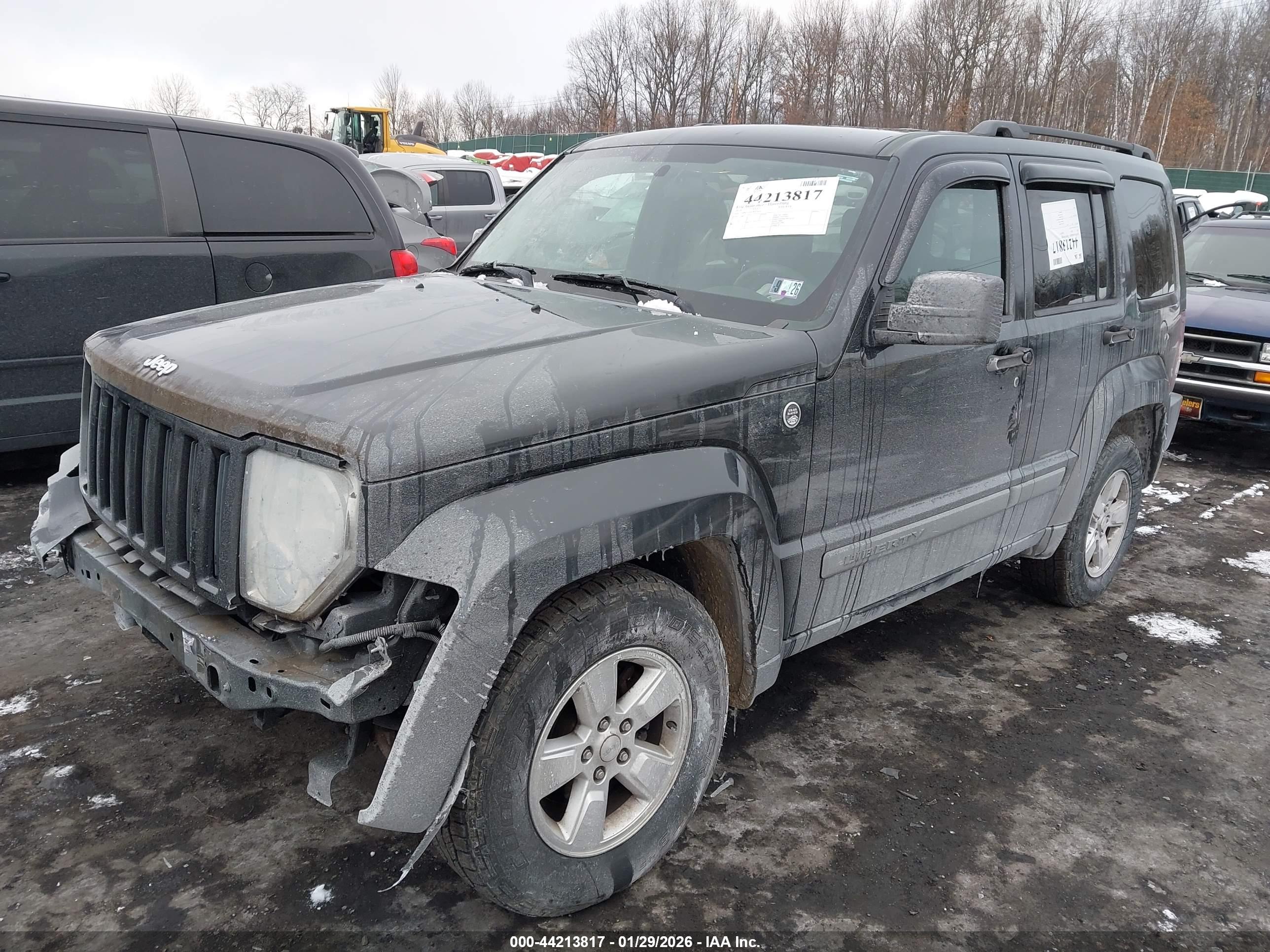 JEEP LIBERTY image 2