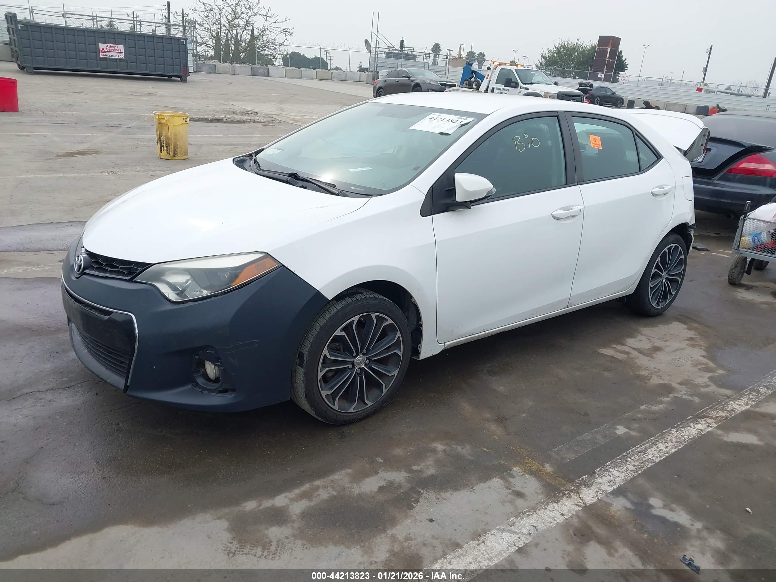 TOYOTA COROLLA image 2