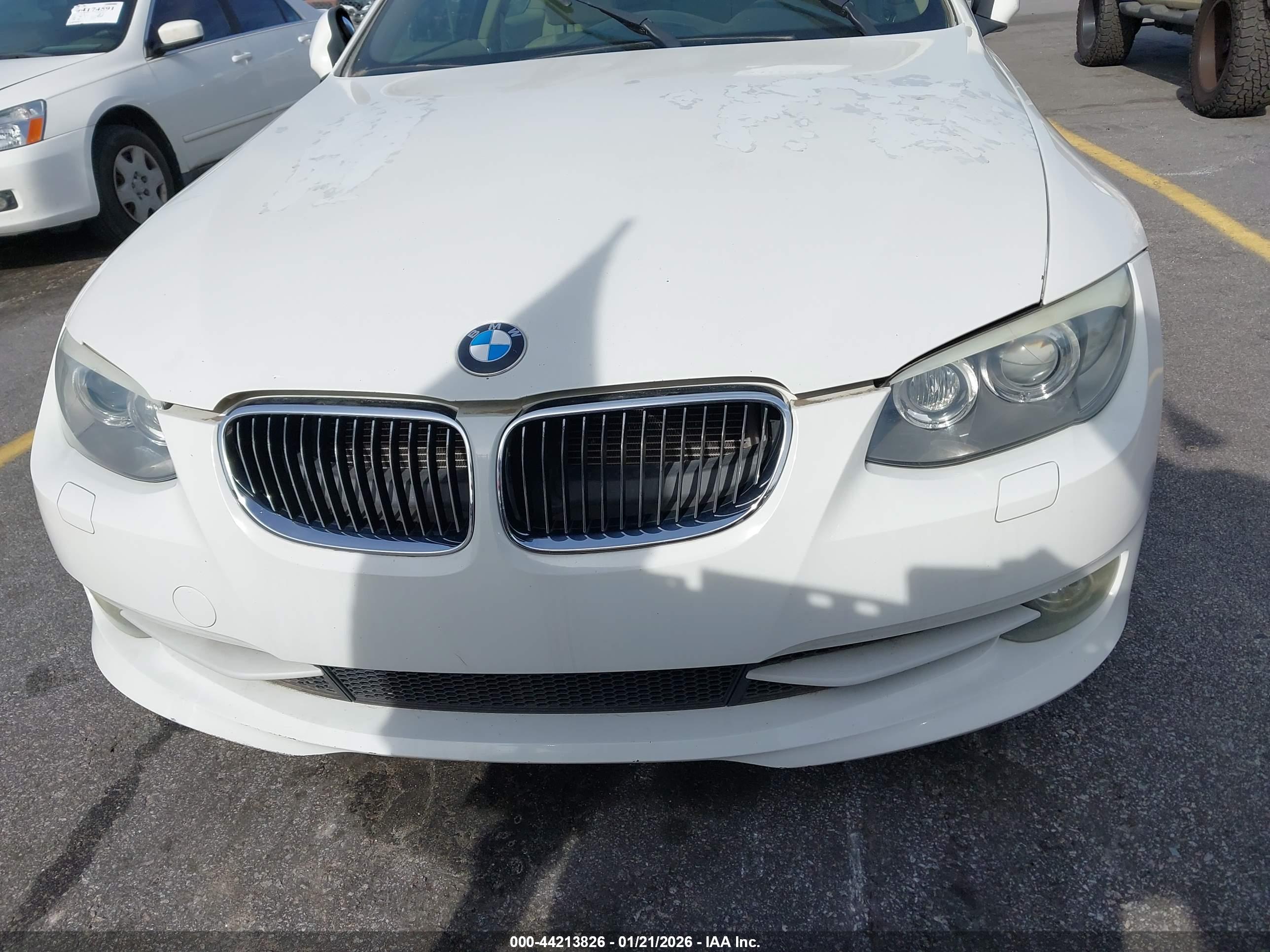 BMW 328I image 6