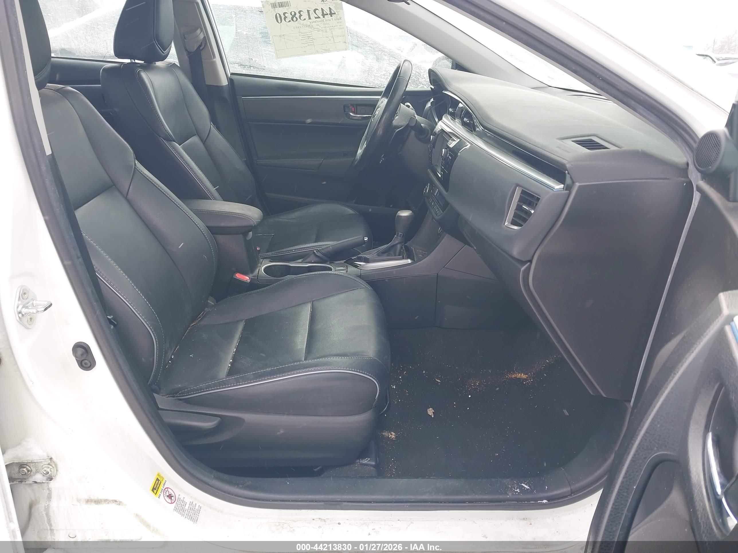 TOYOTA COROLLA image 5