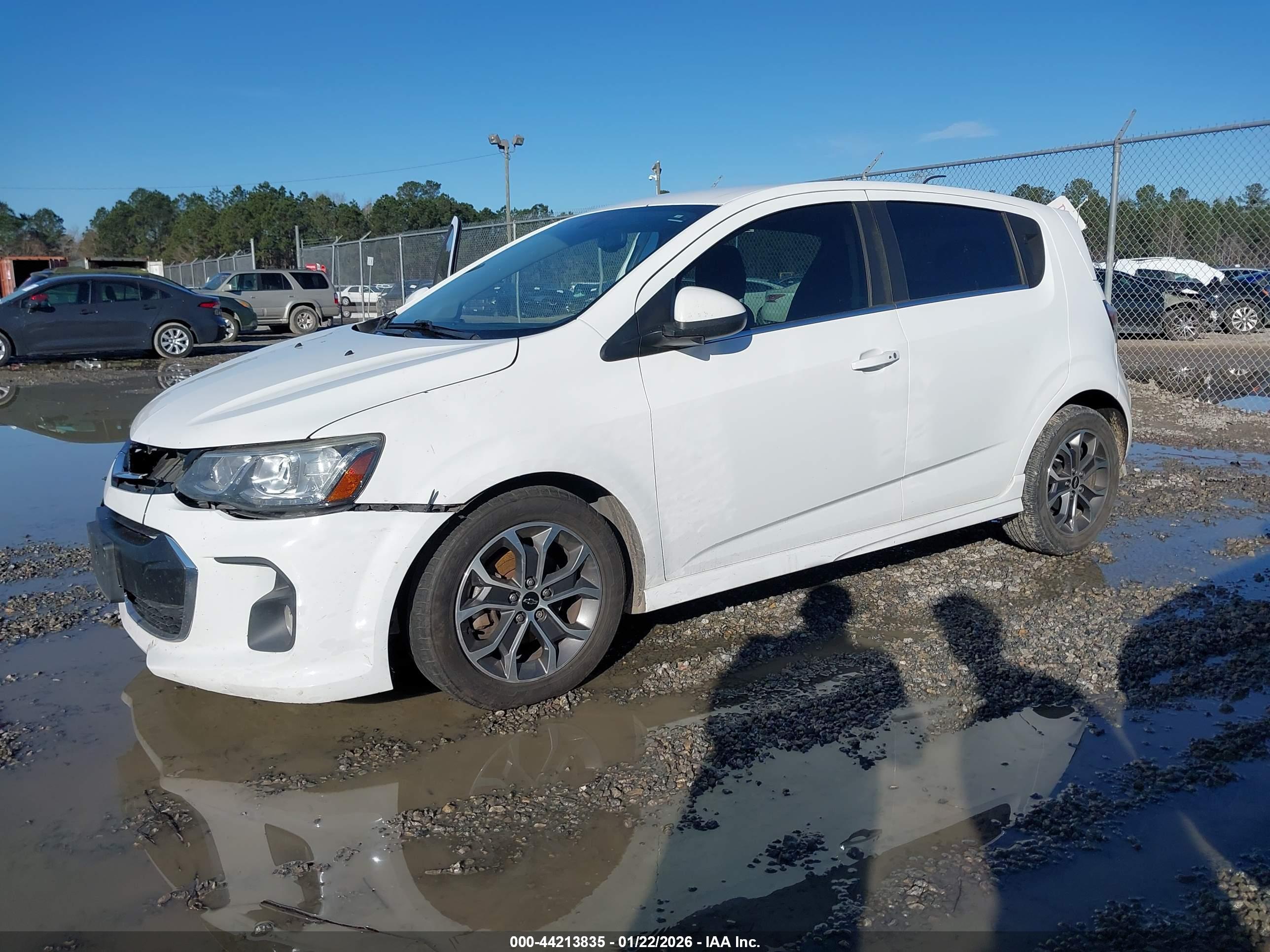 CHEVROLET SONIC image 2