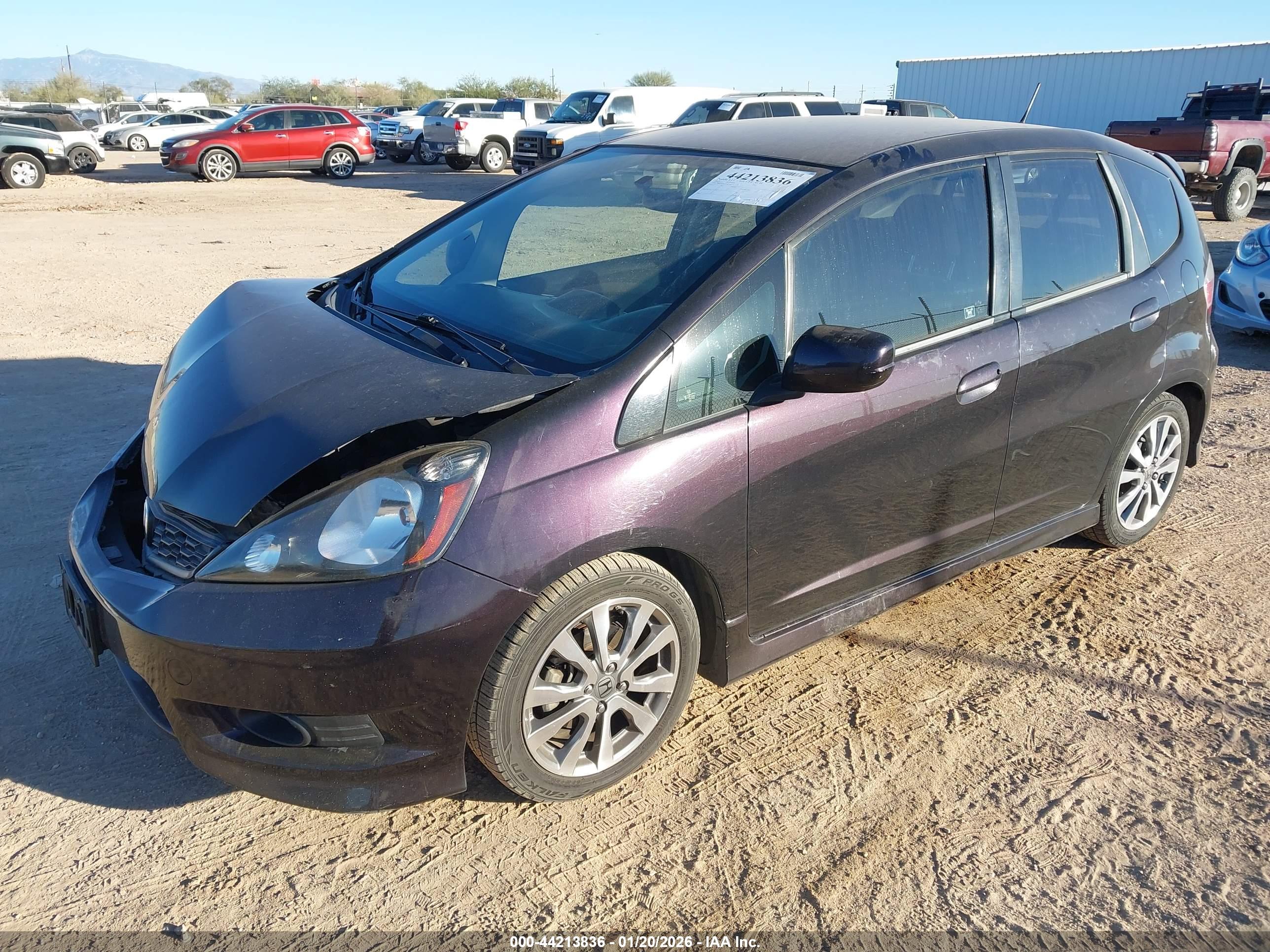 HONDA FIT image 2