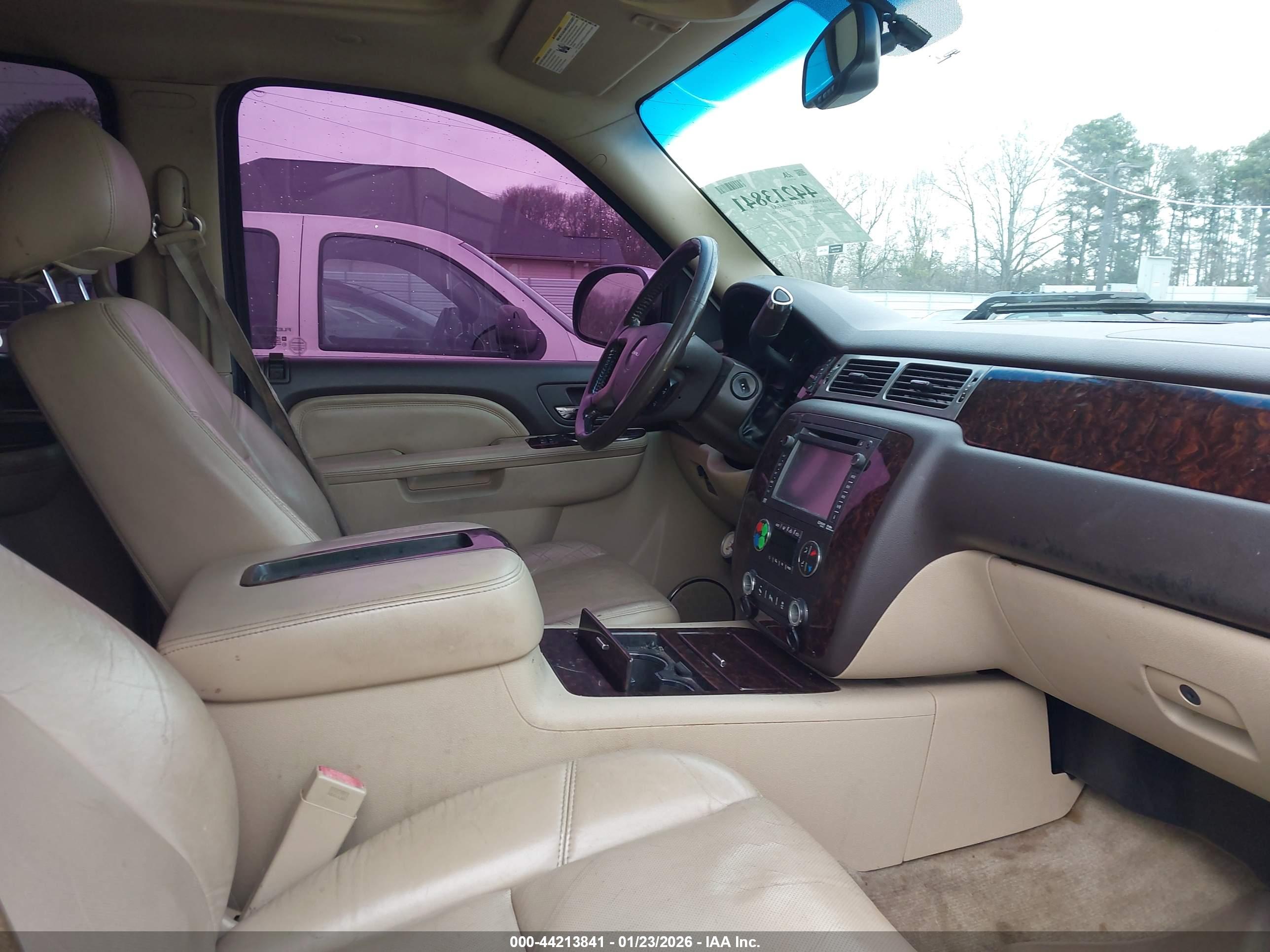 GMC SIERRA image 5