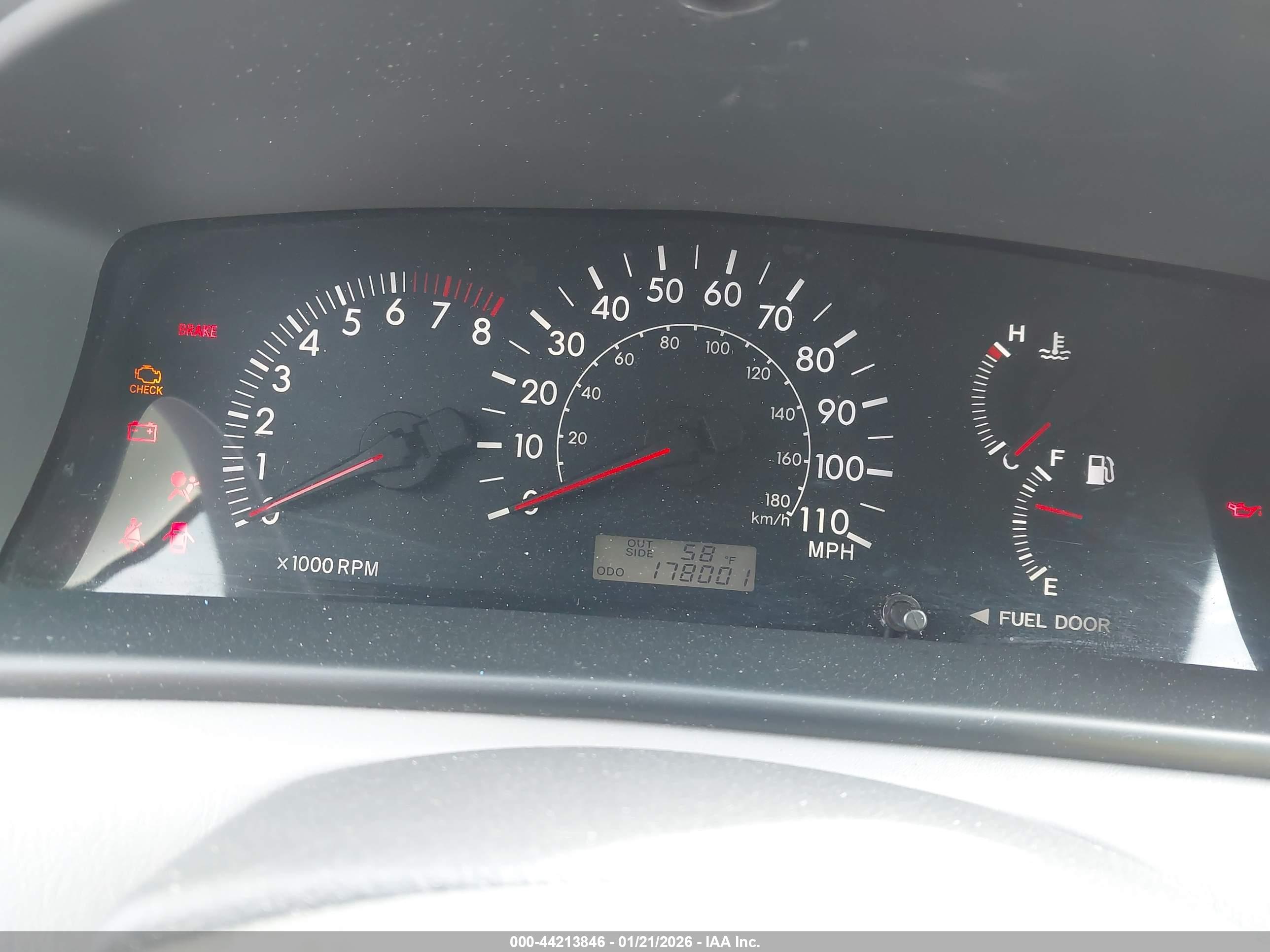 TOYOTA COROLLA image 7