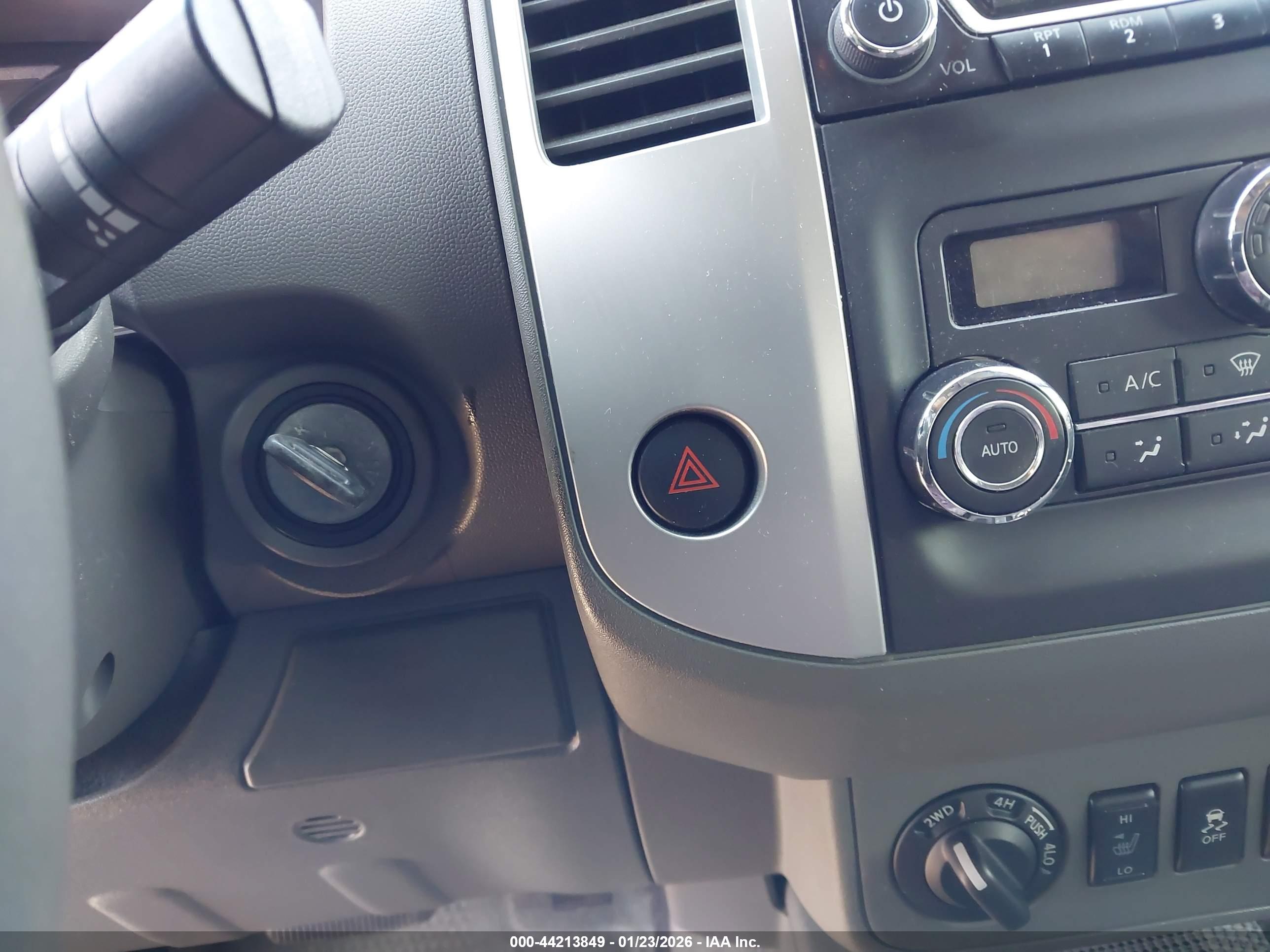 NISSAN FRONTIER image 11