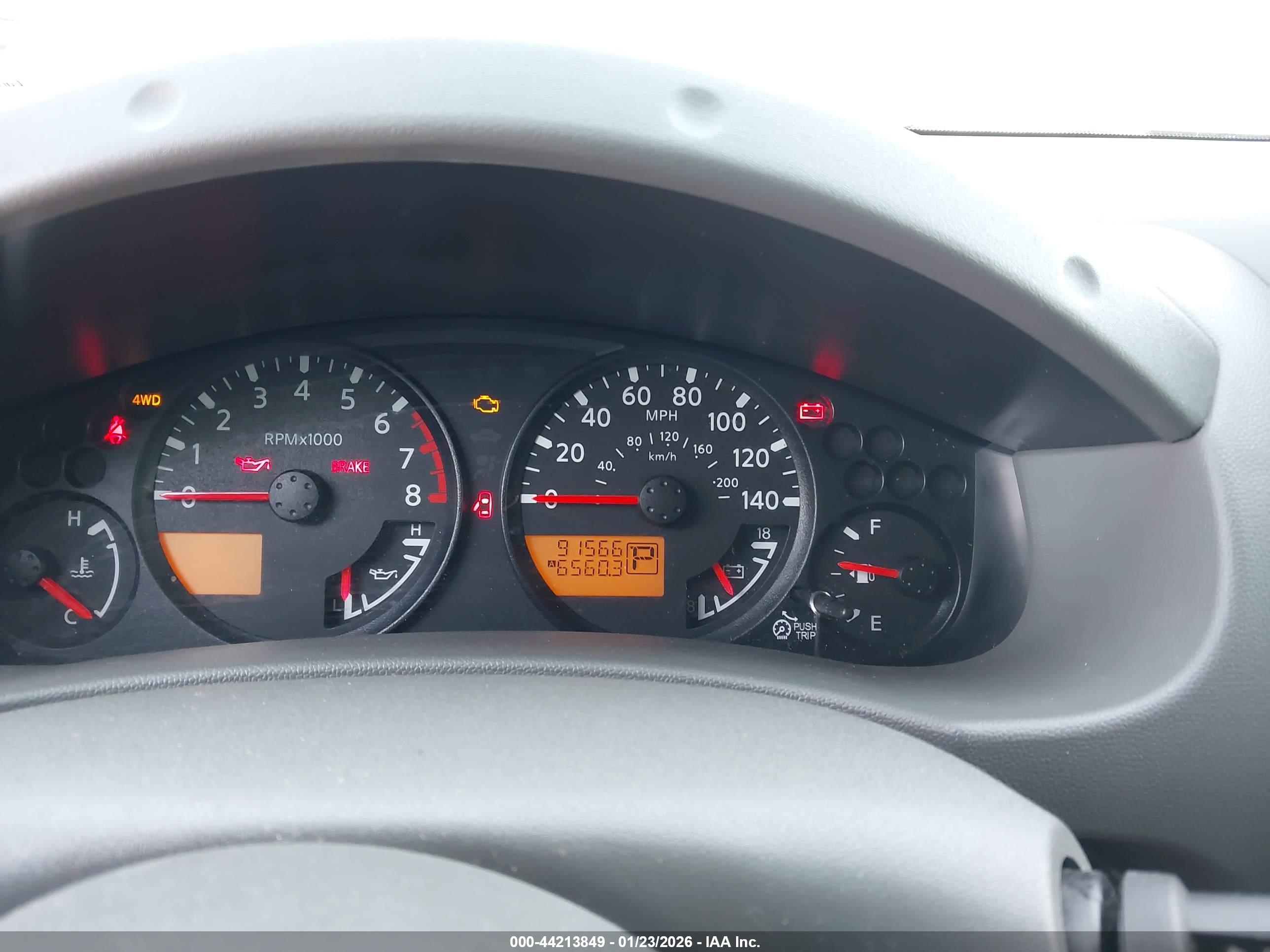 NISSAN FRONTIER image 7