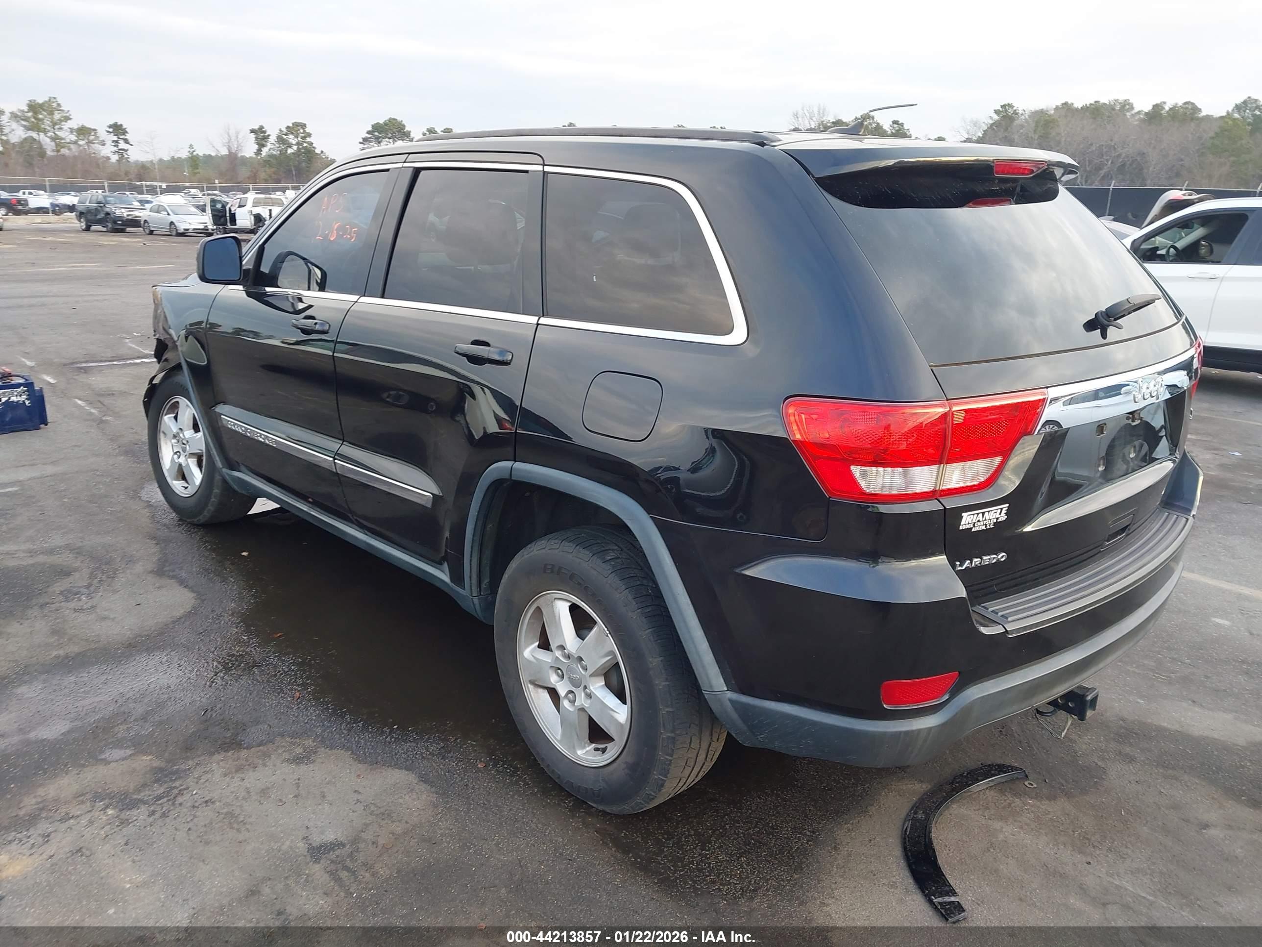 JEEP GRAND image 3