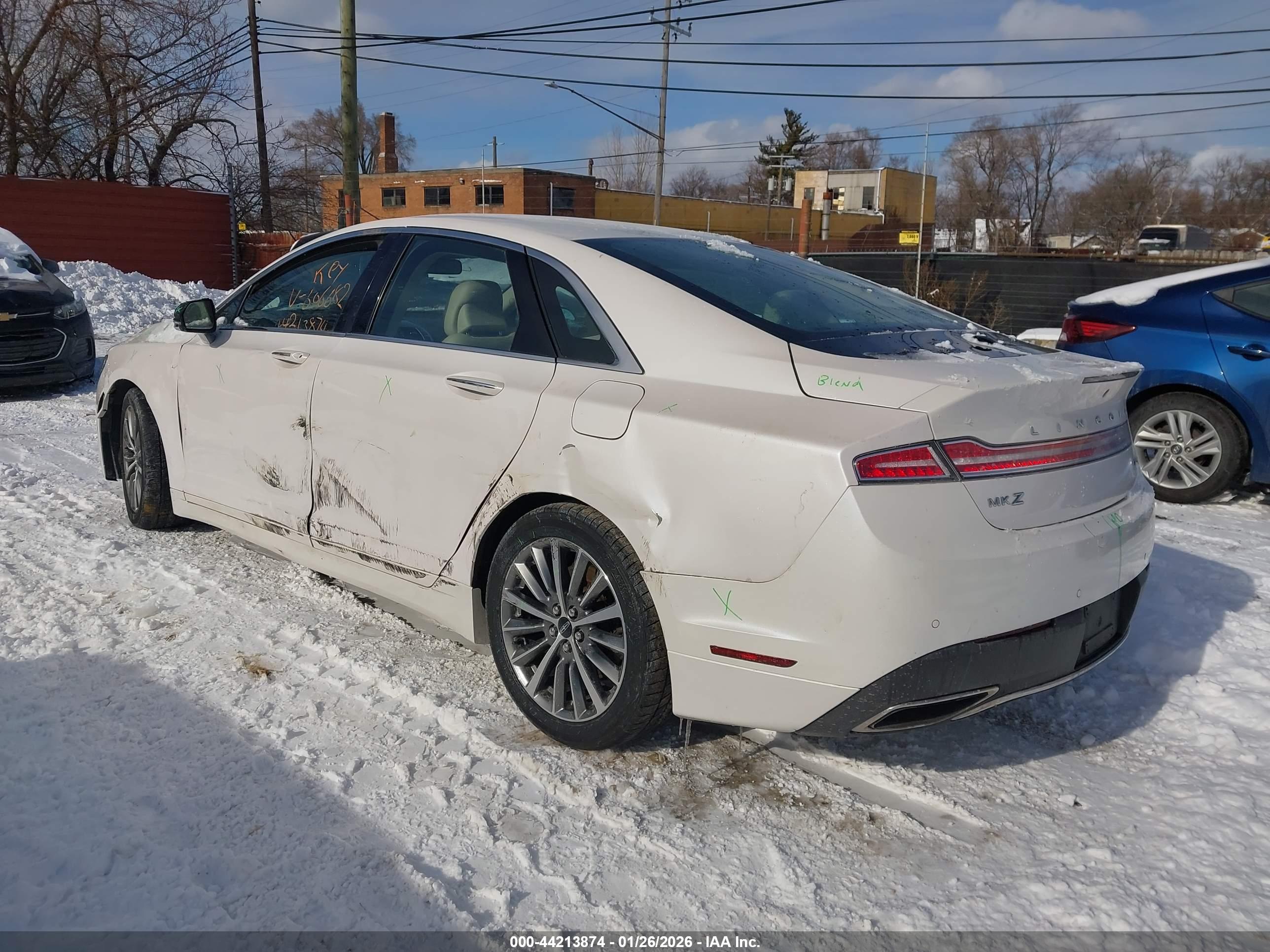 LINCOLN MKZ image 3