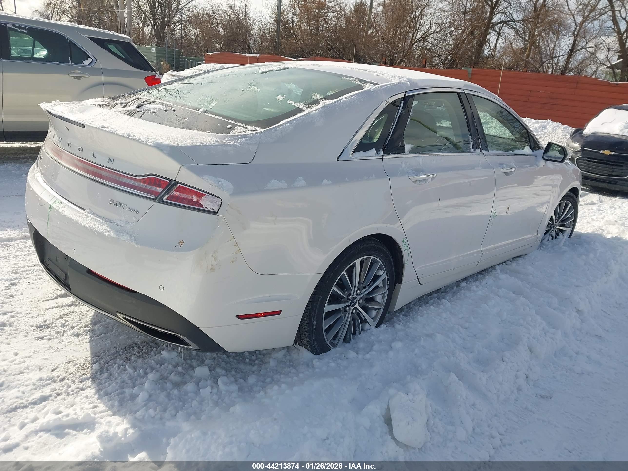 LINCOLN MKZ image 4
